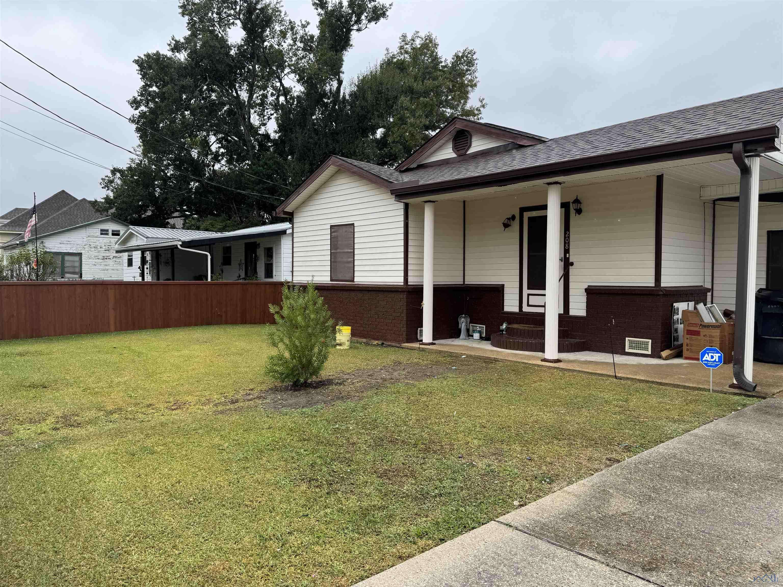 Houma, LA 70363,208 Judith Street