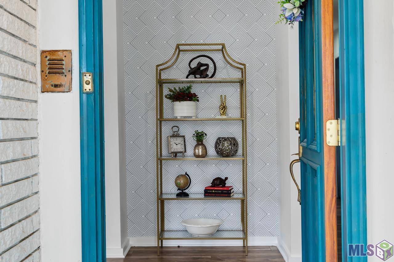 Baton Rouge, LA 70815,1042 Woodhaven St