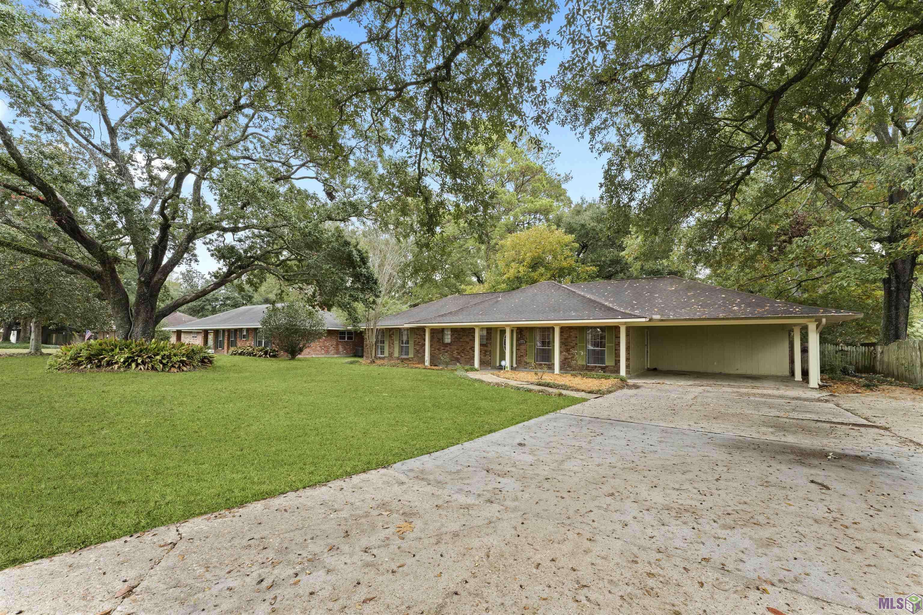 Zachary, LA 70791,5132 Gloria St