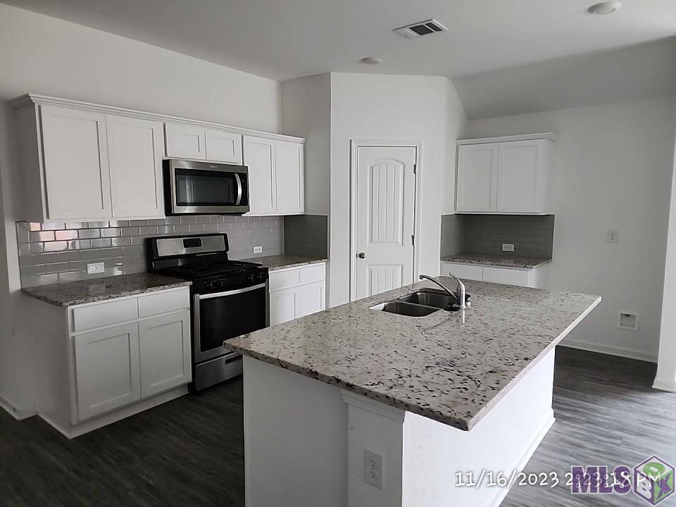 Zachary, LA 70791,651 Lambot Ave