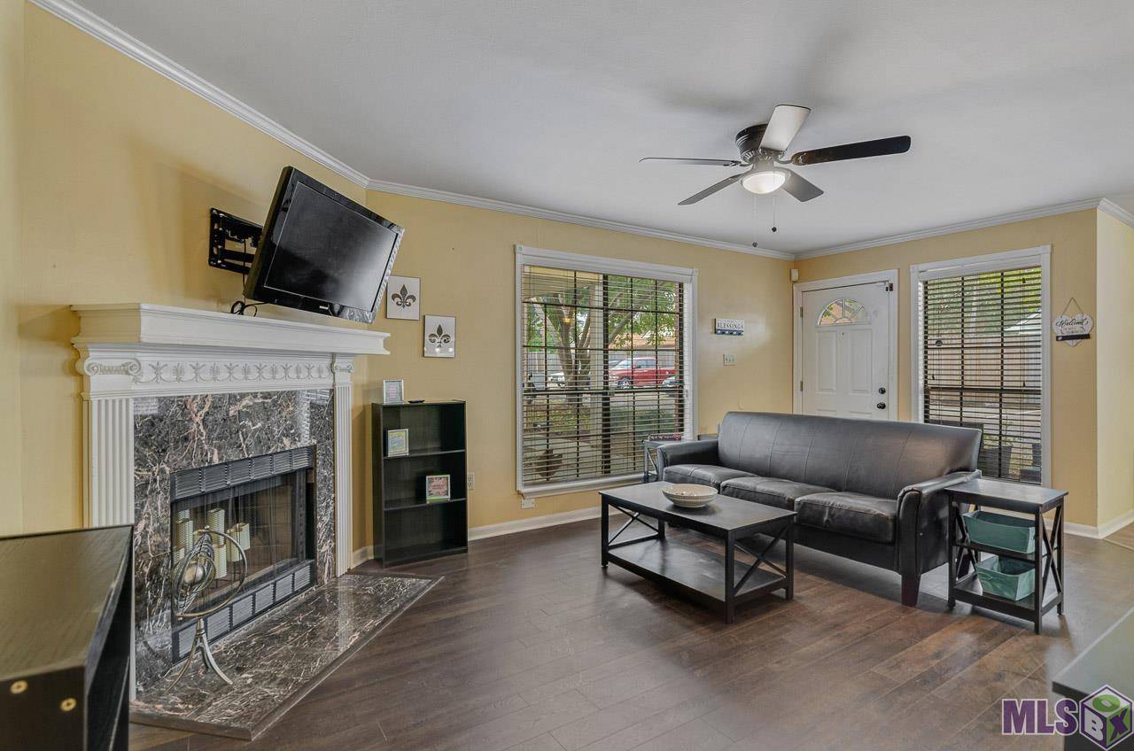 Baton Rouge, LA 70815,274 Bracewell Dr ##33C