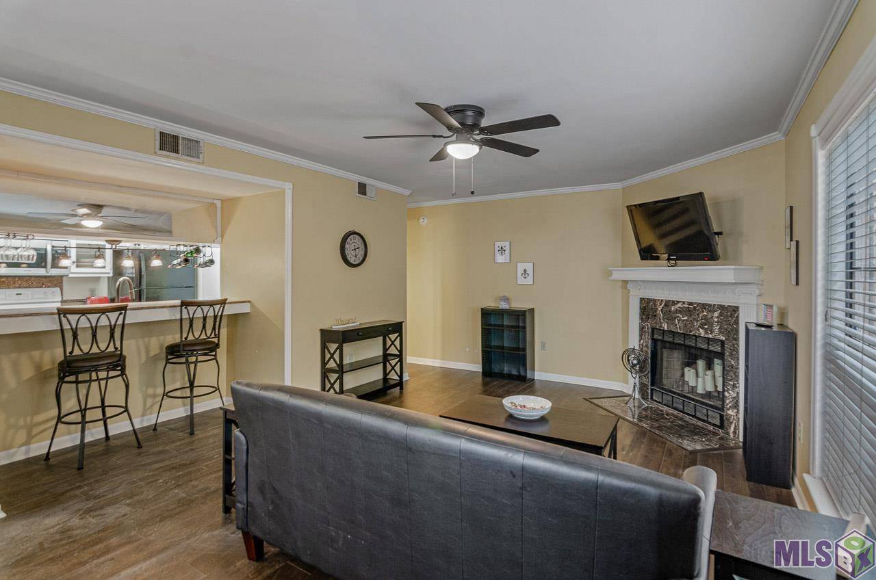 Baton Rouge, LA 70815,274 Bracewell Dr ##33C