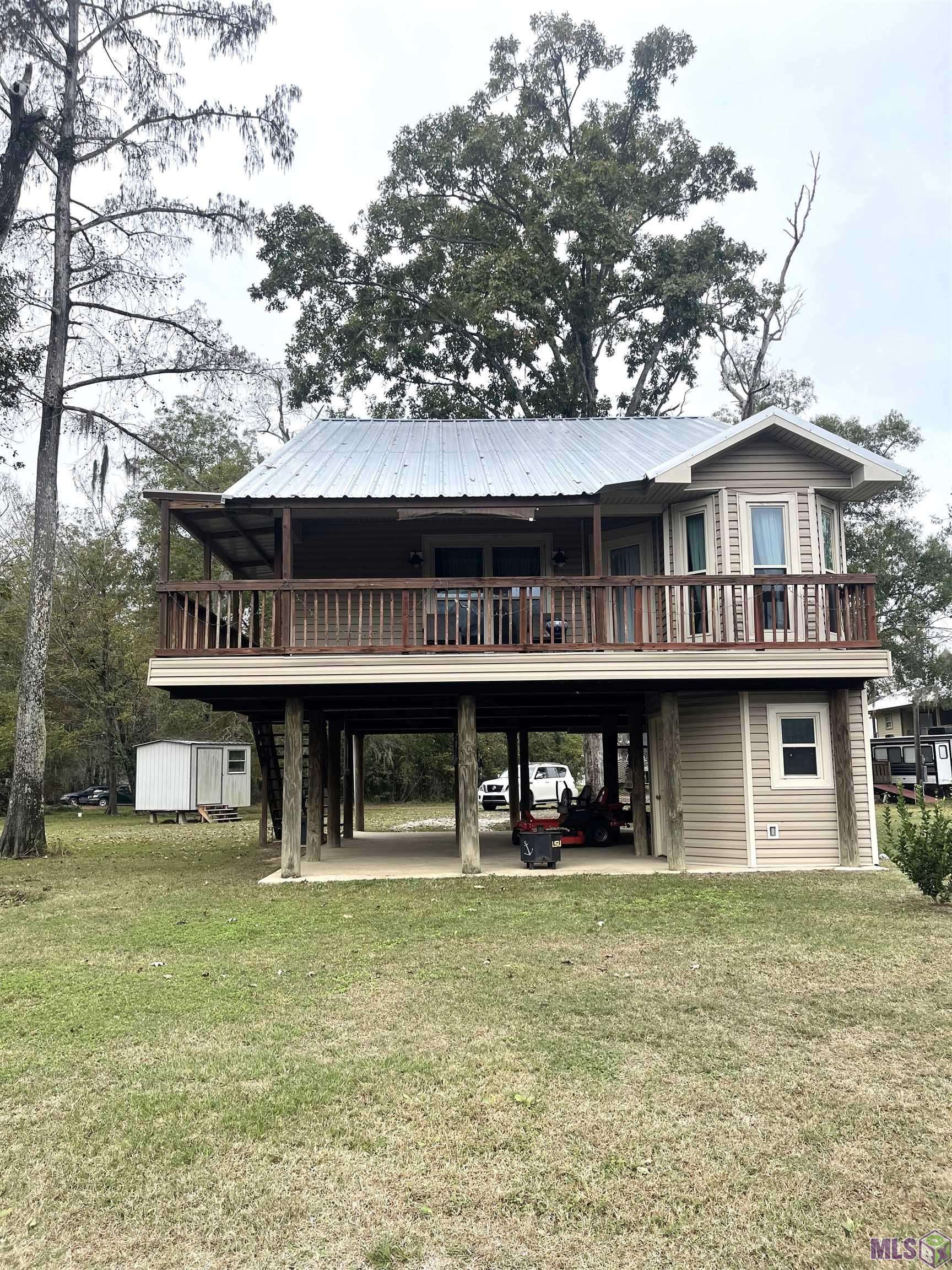 St Amant, LA 70774,48380 Amite River Rd