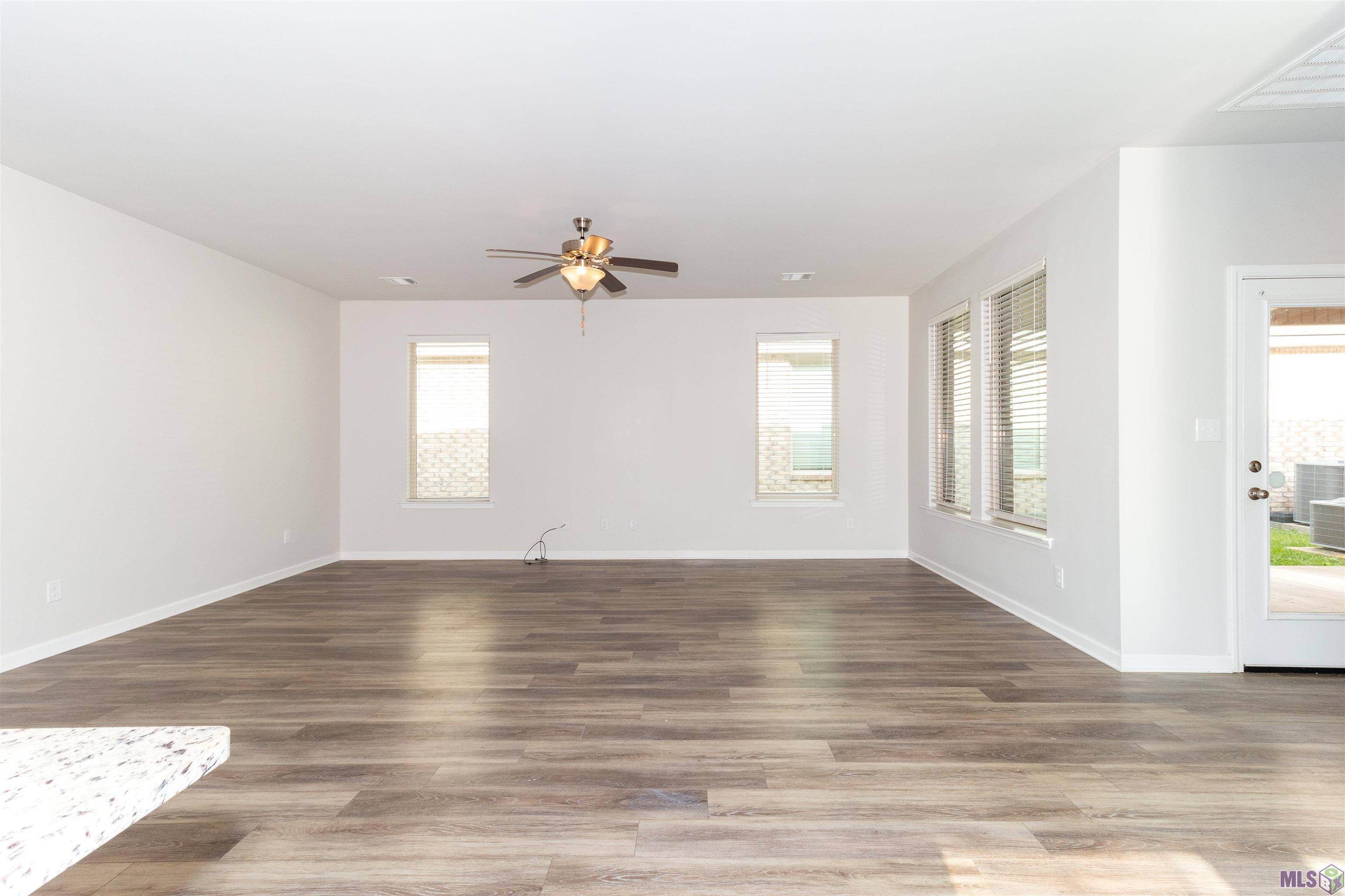 Baton Rouge, LA 70820,1235 Meridian Dr