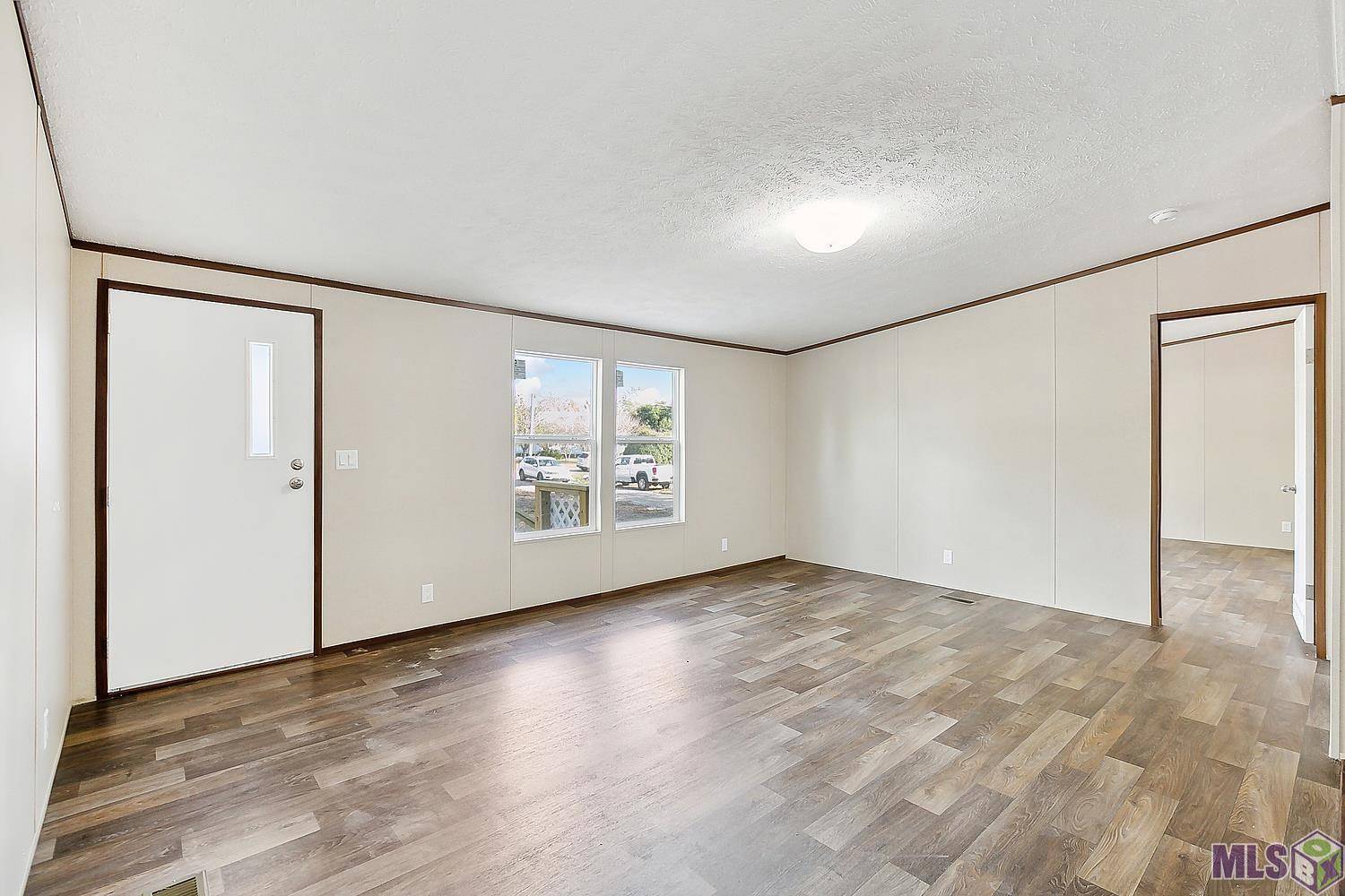 Baker, LA 70714,16125 Brown Rd