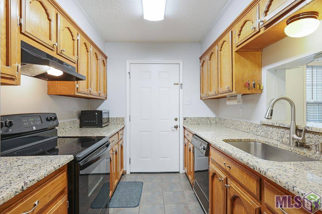 Baton Rouge, LA 70816,4625 Parkoaks Dr