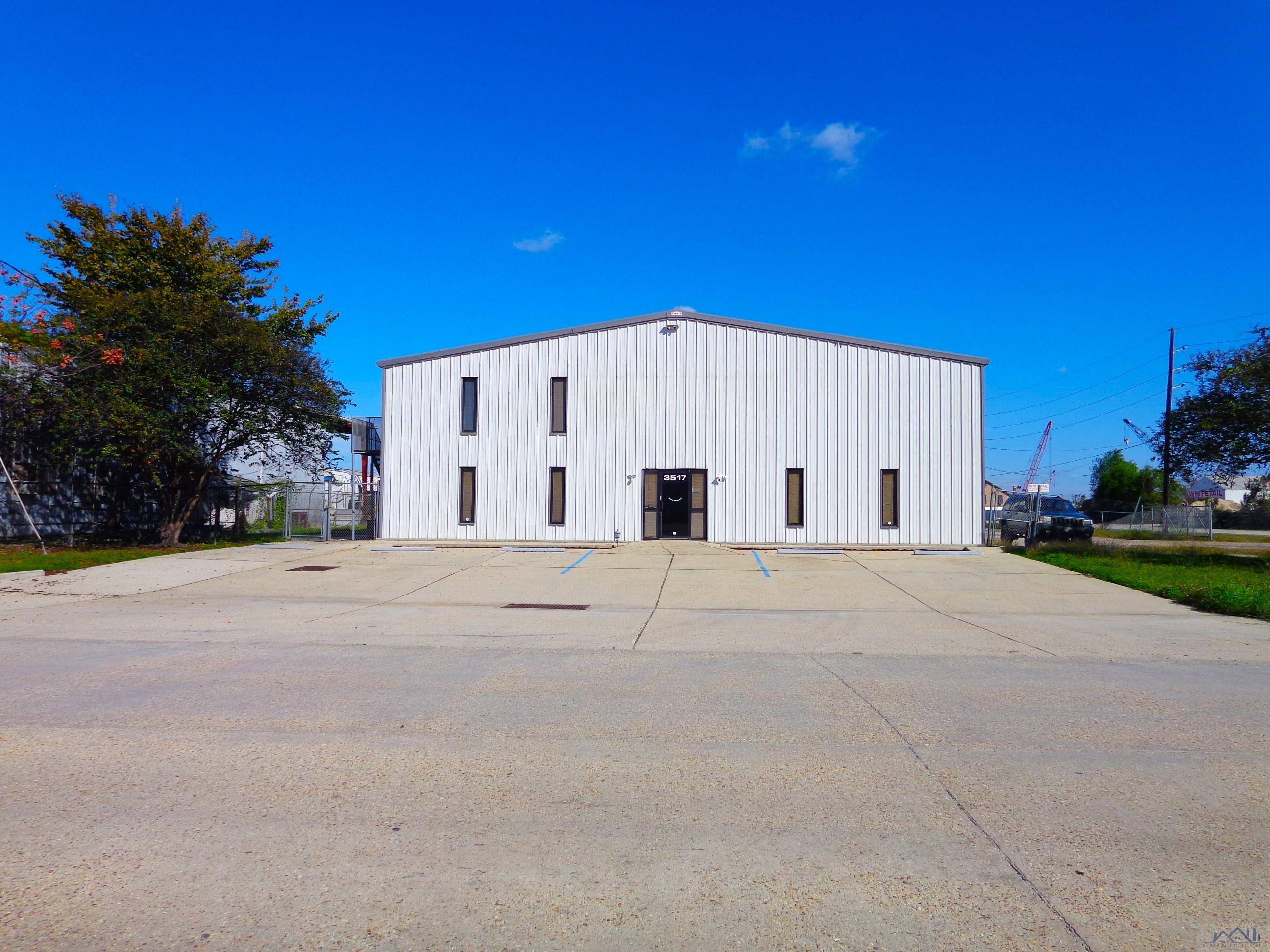 Houma, LA 70363,3517 Industrial Avenue A