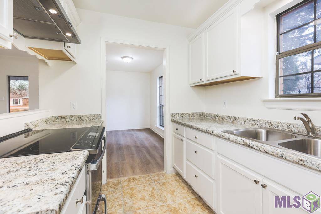 Baton Rouge, LA 70817,5084 Cumberland Cove Dr