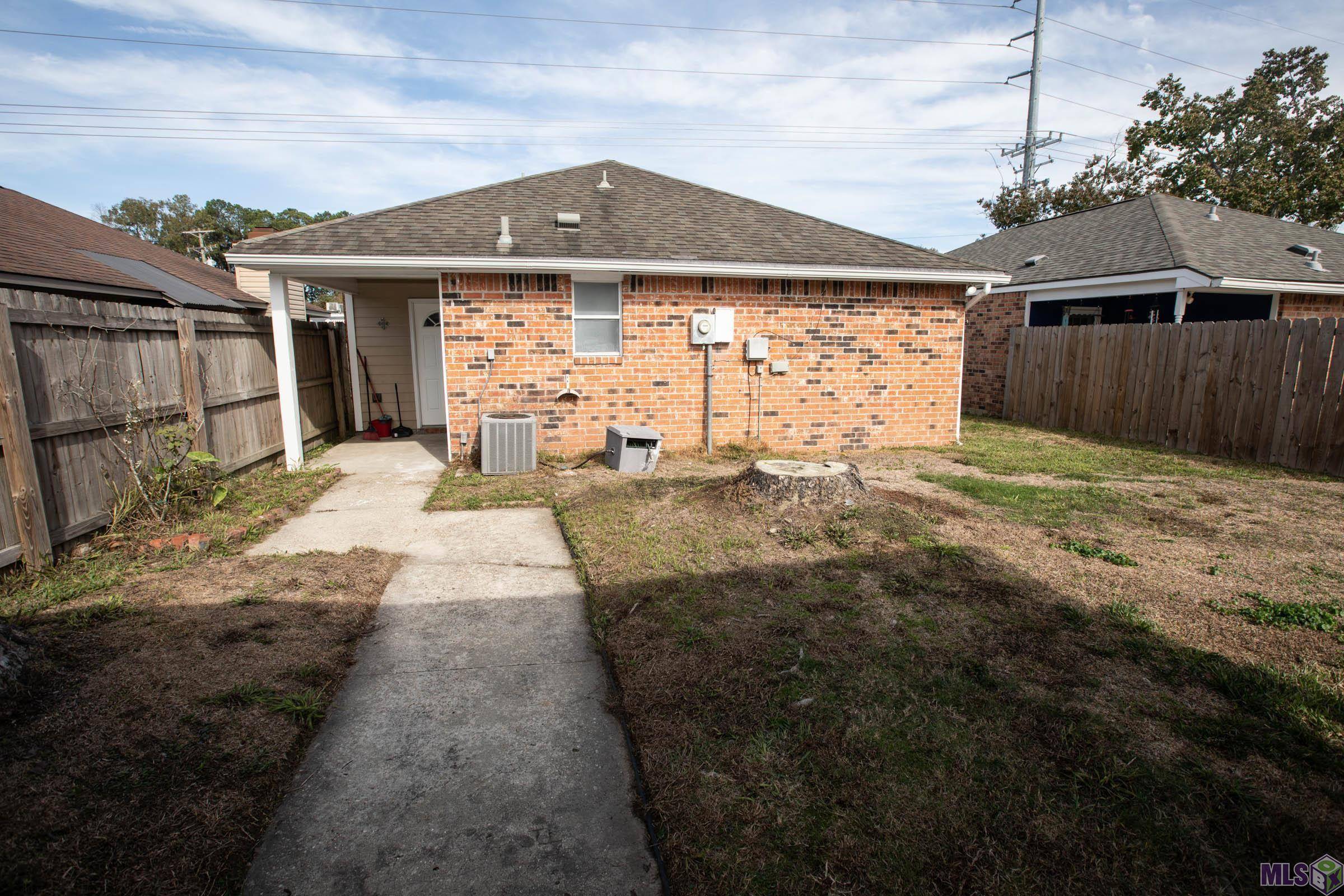 Baton Rouge, LA 70816,16044 S Harrells Ferry Rd