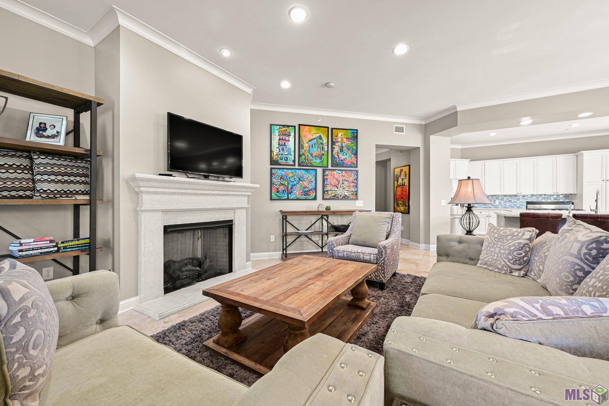 Baton Rouge, LA 70808,990 Stanford Ave ##214