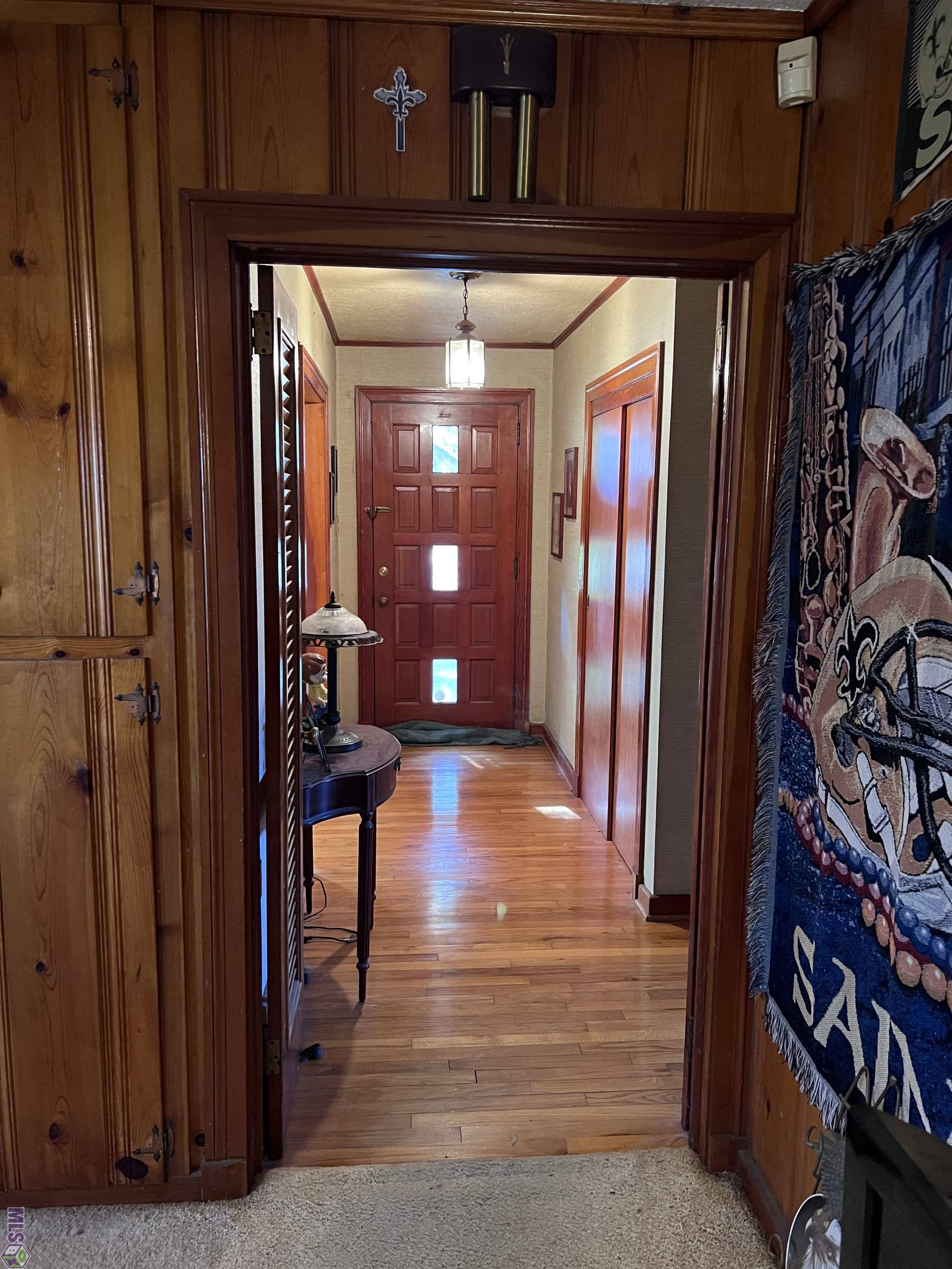 Baton Rouge, LA 70815,9161 Meadowood St