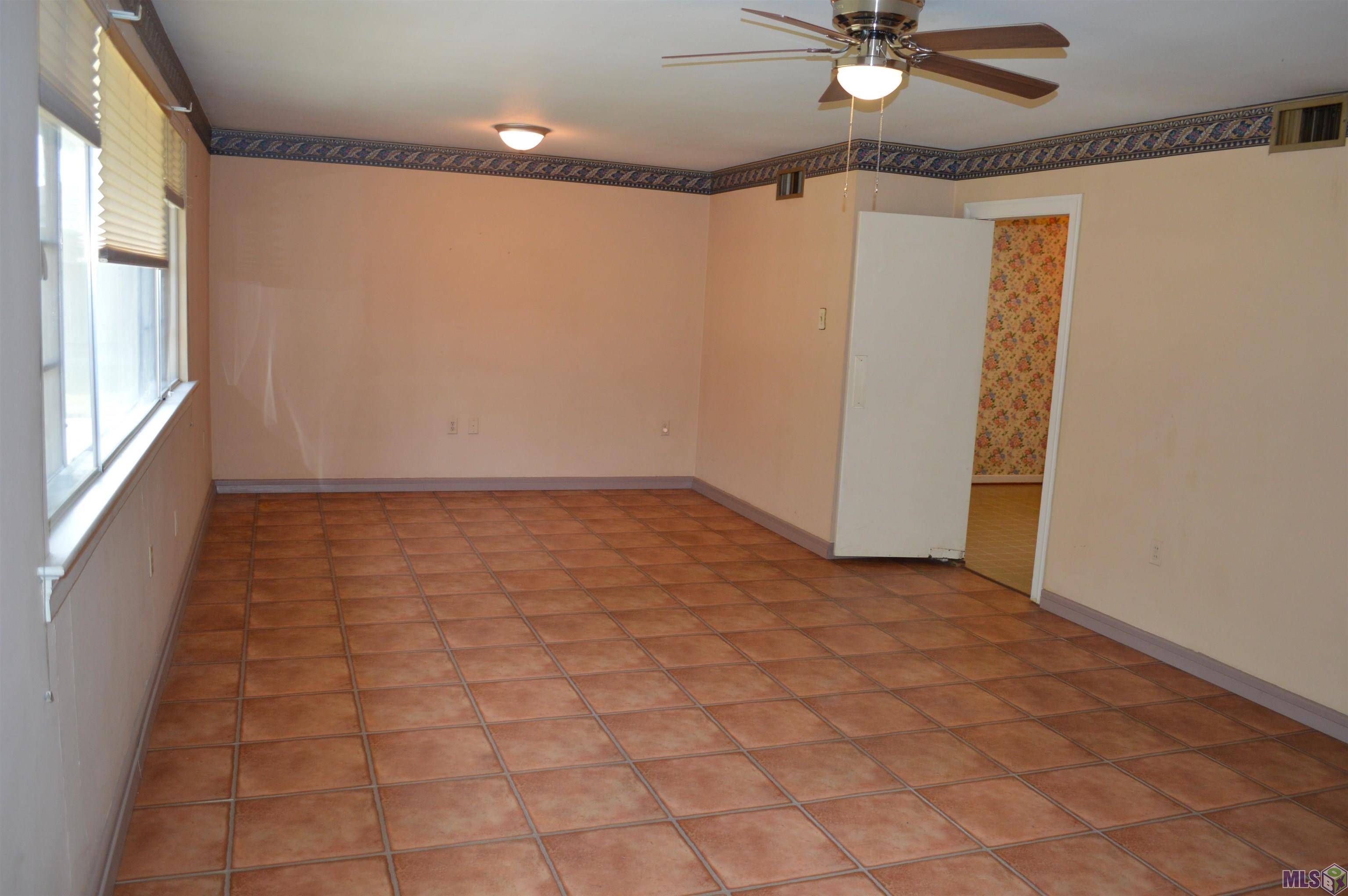 Baton Rouge, LA 70815,334 Frances Harriet Dr