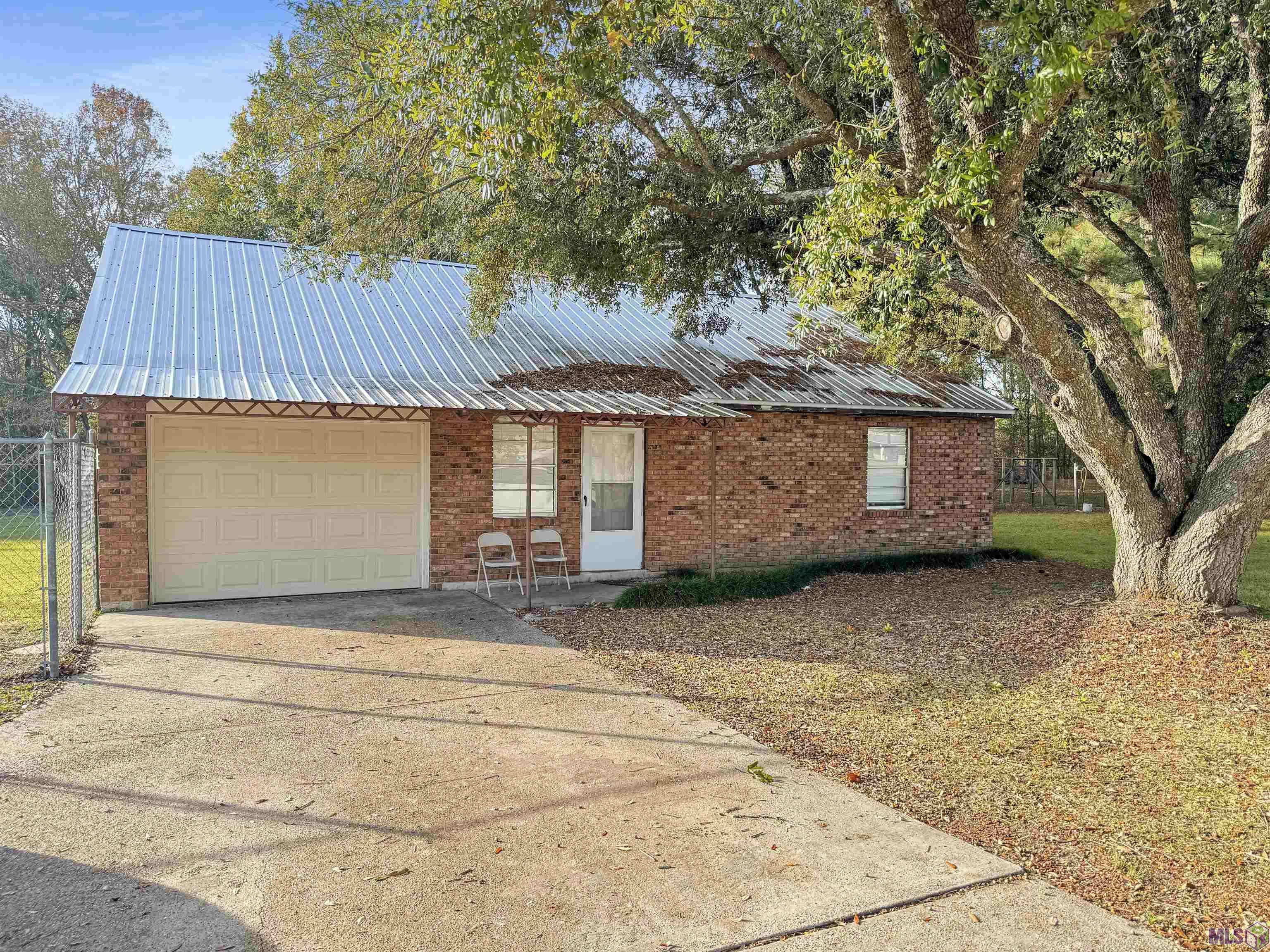Zachary, LA 70791,9108 Zachary Slaughter Hwy