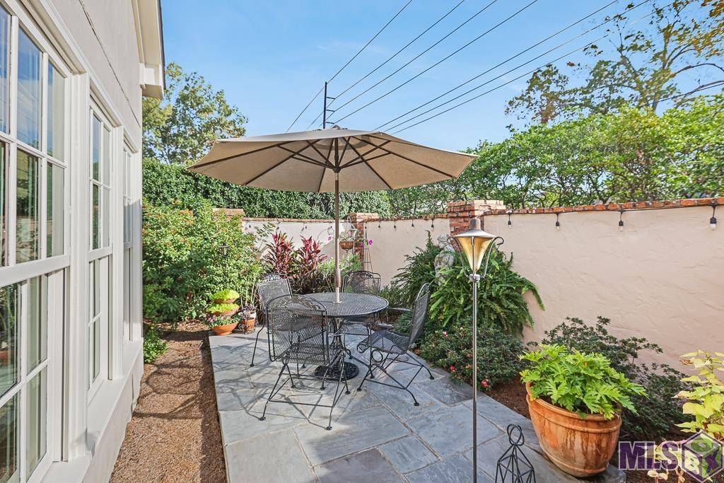 Baton Rouge, LA 70806,2036 Old Carriage Ln