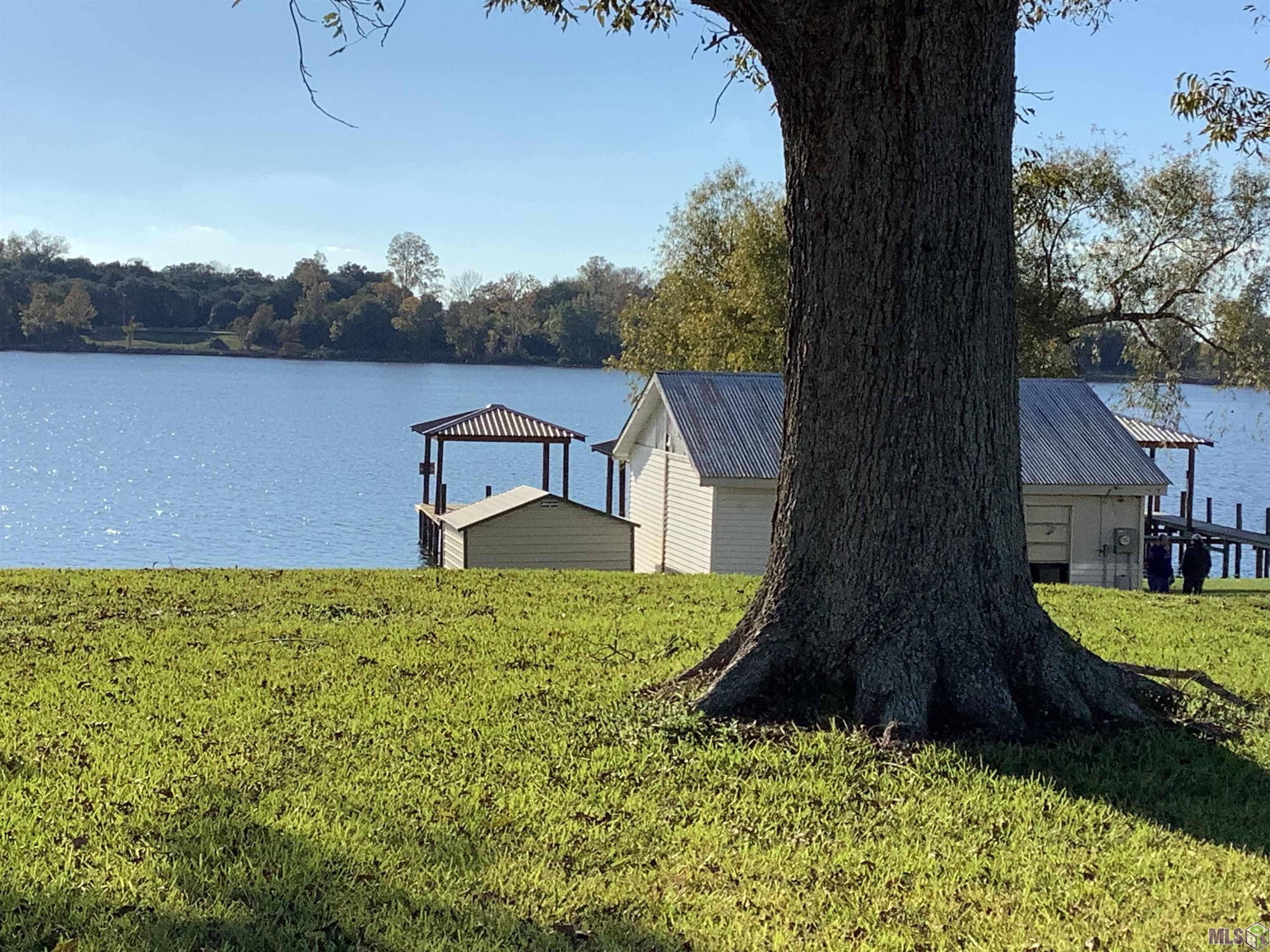 Ventress, LA 70783,7743 Island Rd