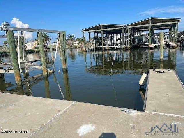 Grand Isle, LA 70358,Unit 17 Pirates Cove Marina