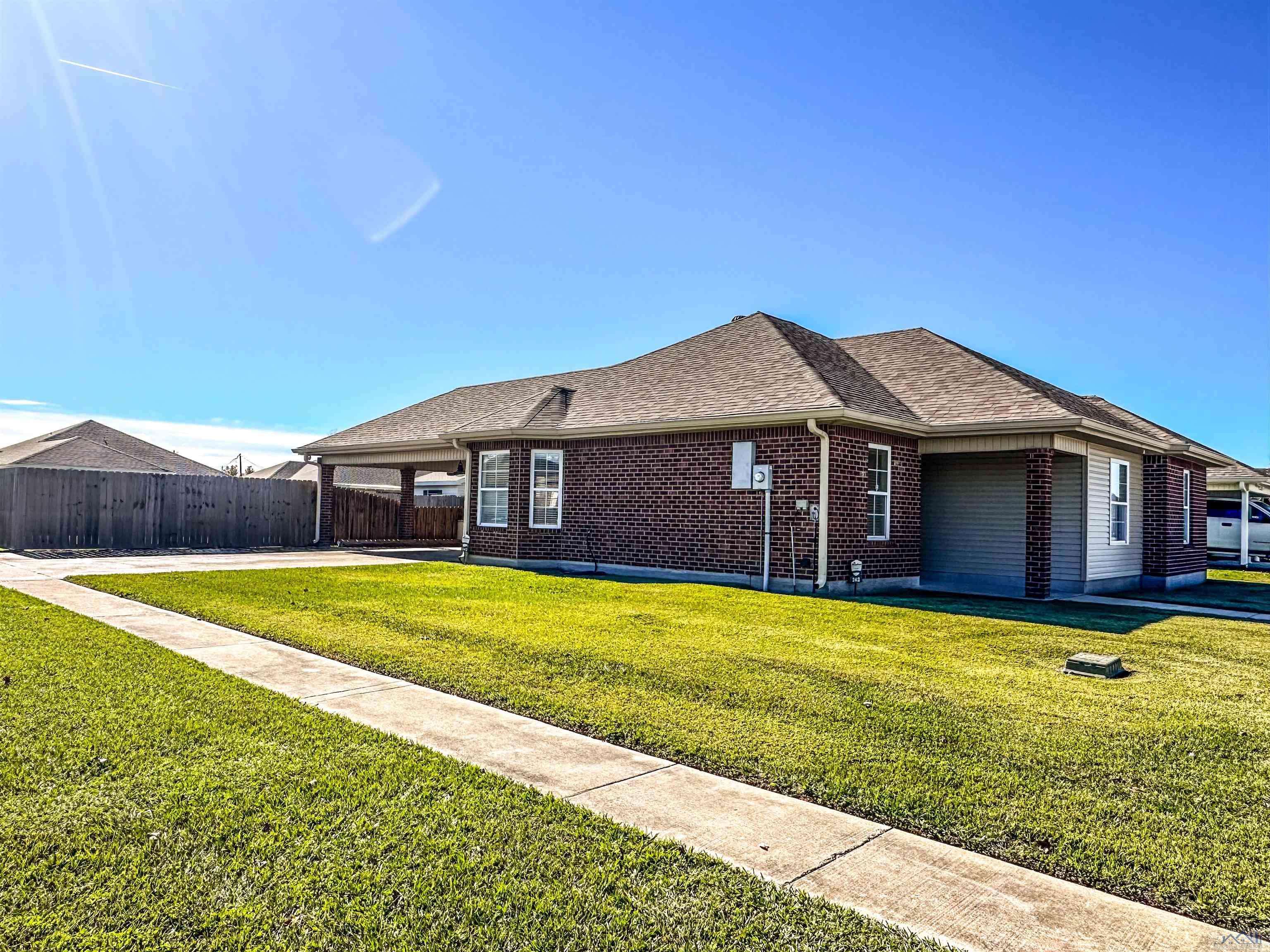 Houma, LA 70360,342 Daralyn Drive