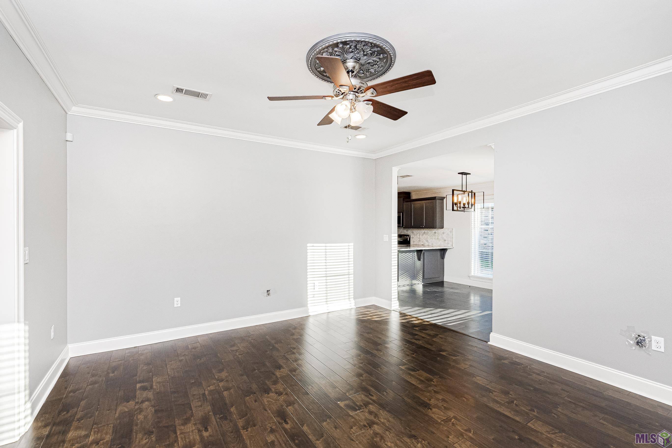 Baton Rouge, LA 70811,10134 Breeden Dr