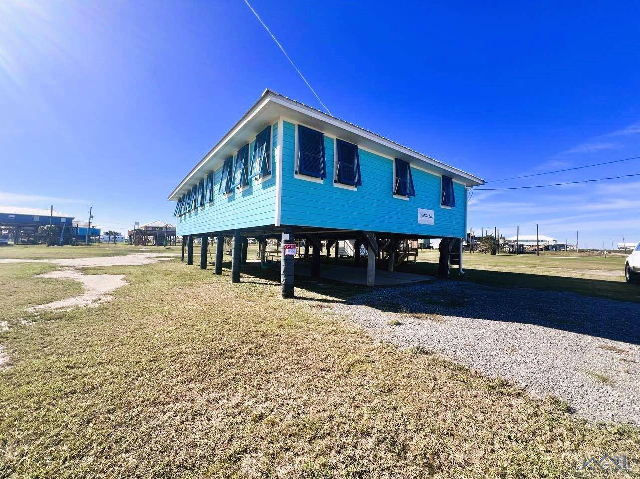 Grand Isle, LA 70358,121 Peach
