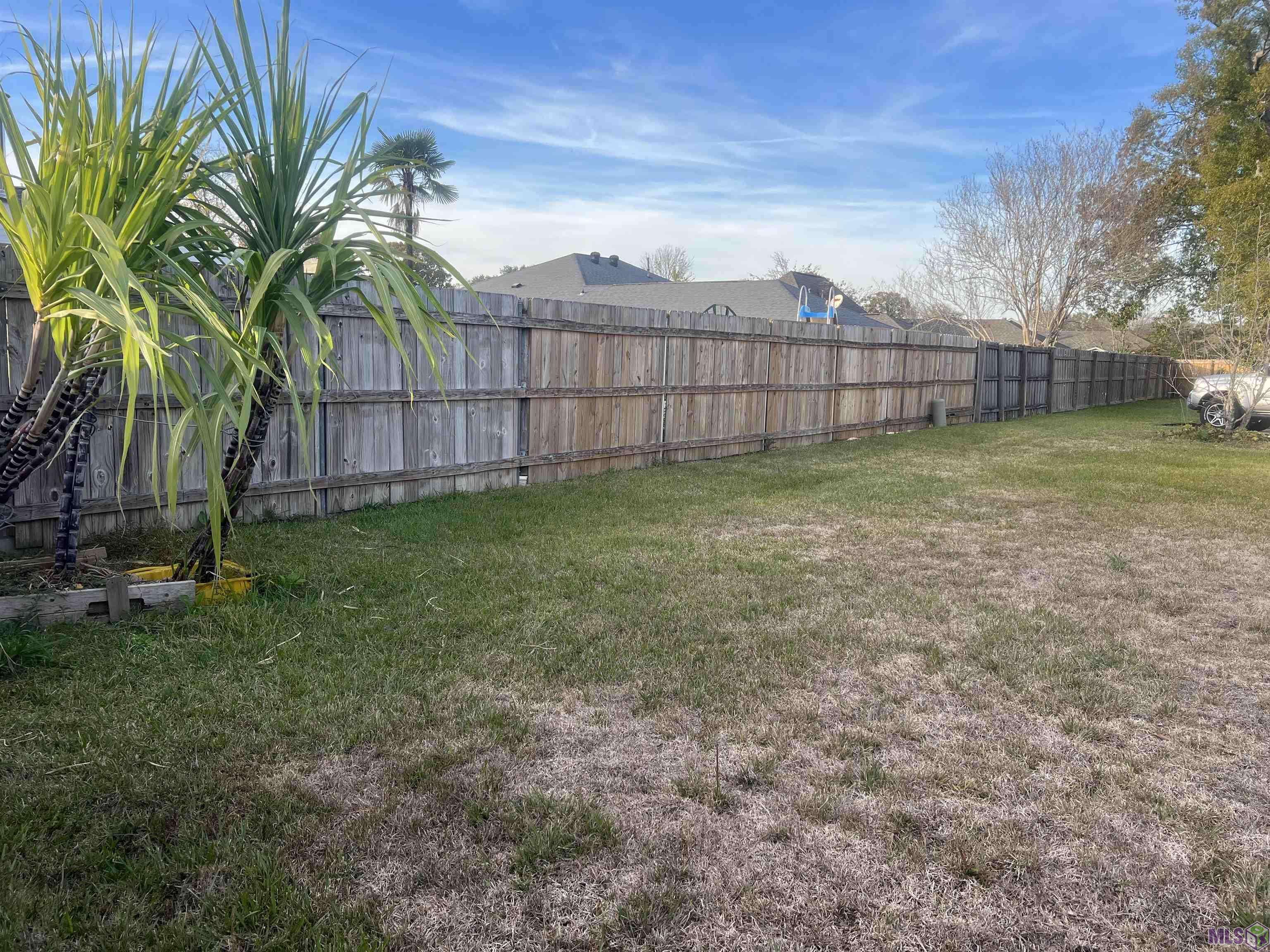 Baton Rouge, LA 70816,2212 Bernwood Dr