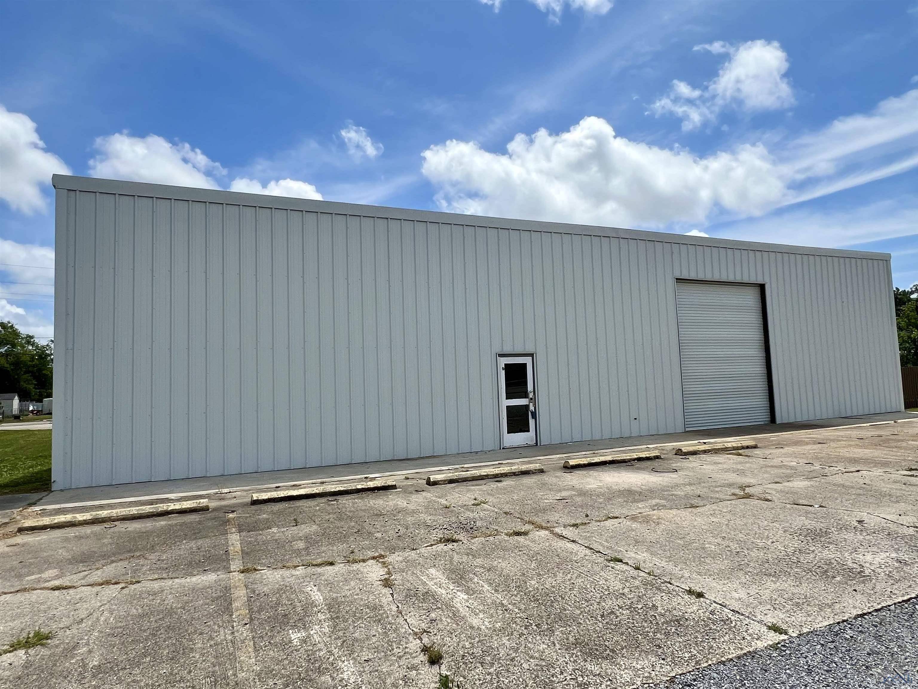 Houma, LA 70364,300 New Orleans Boulevard