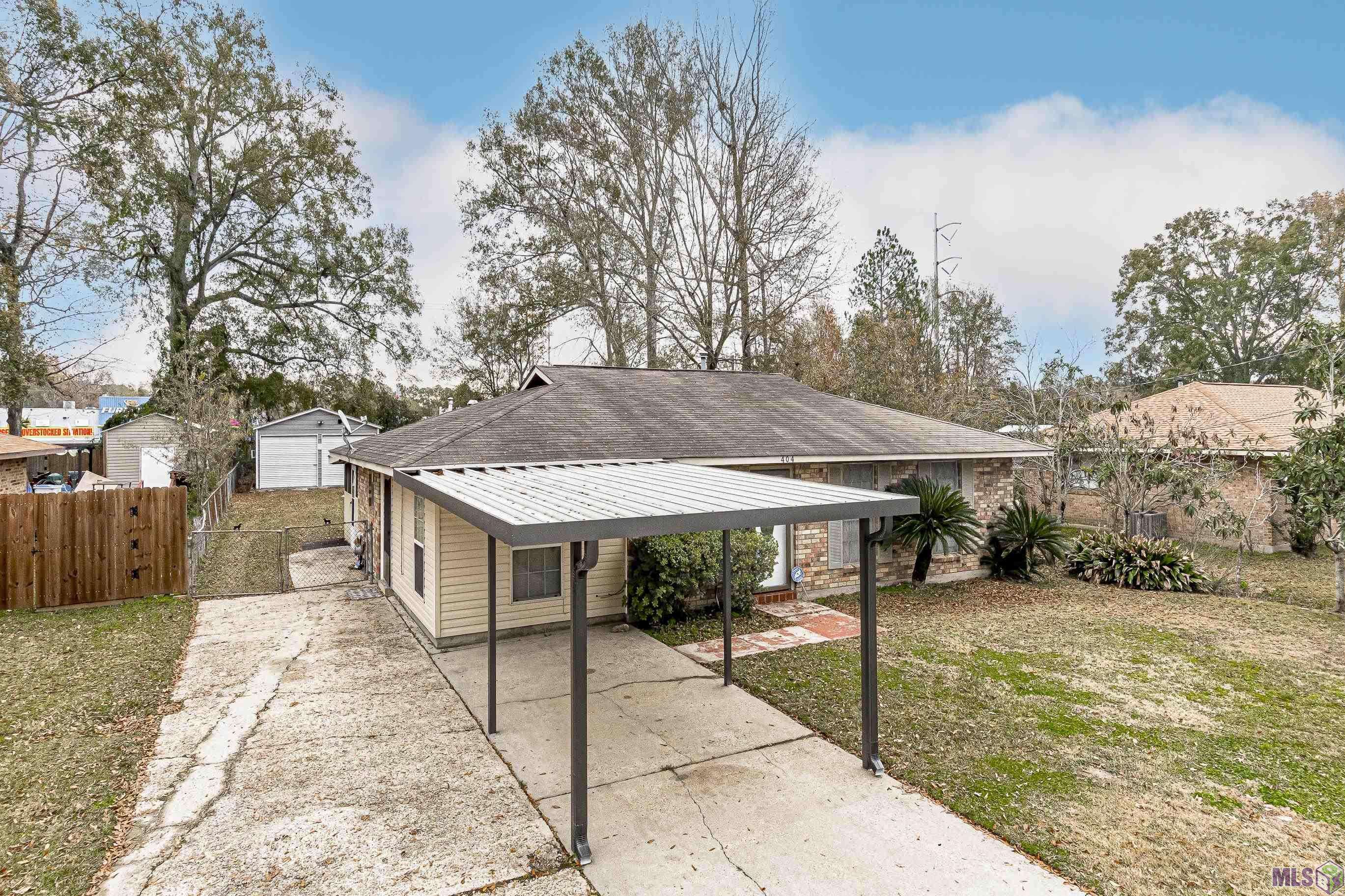 Baker, LA 70714,404 Cypress Dr