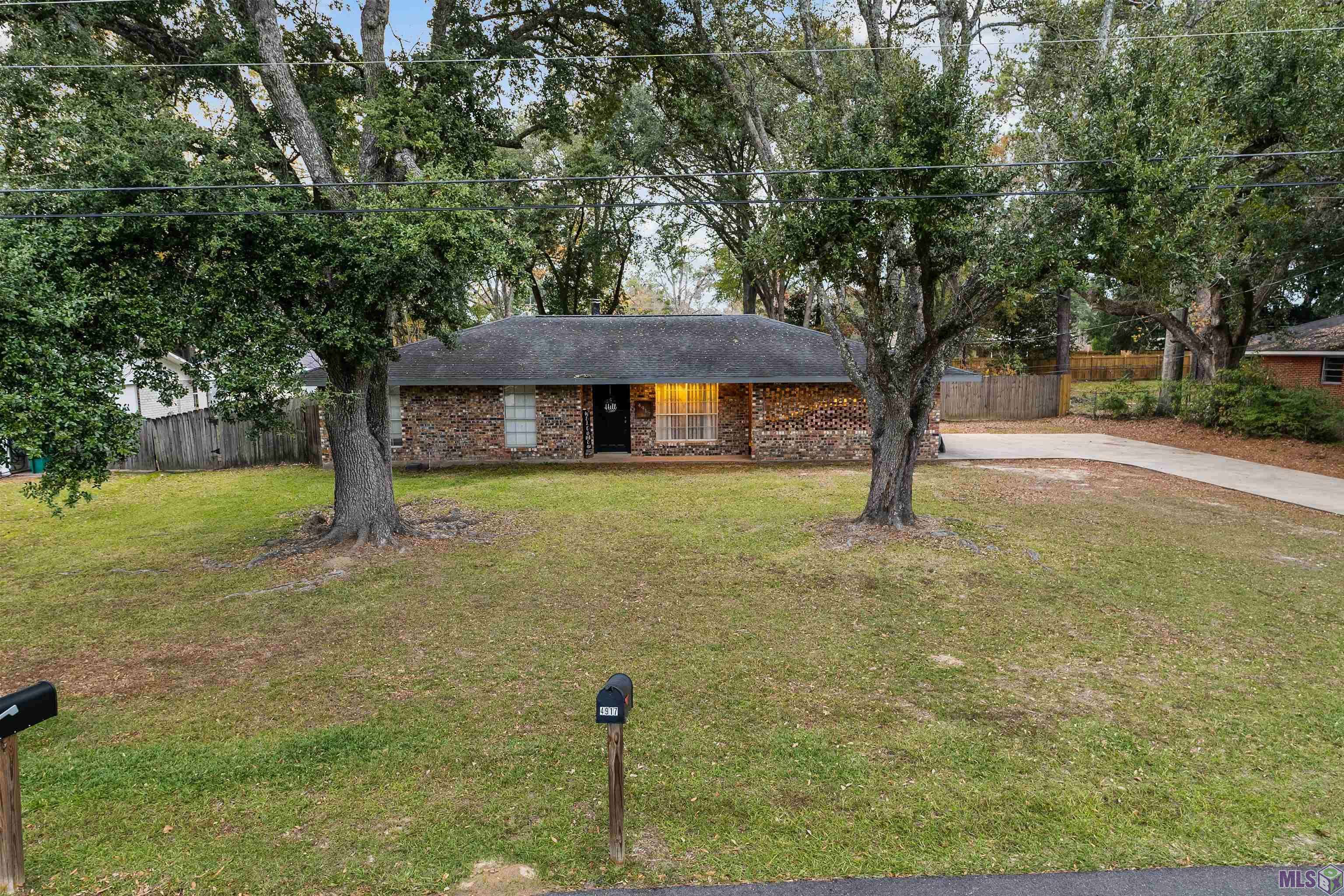 Zachary, LA 70791,4917 Lois Dr