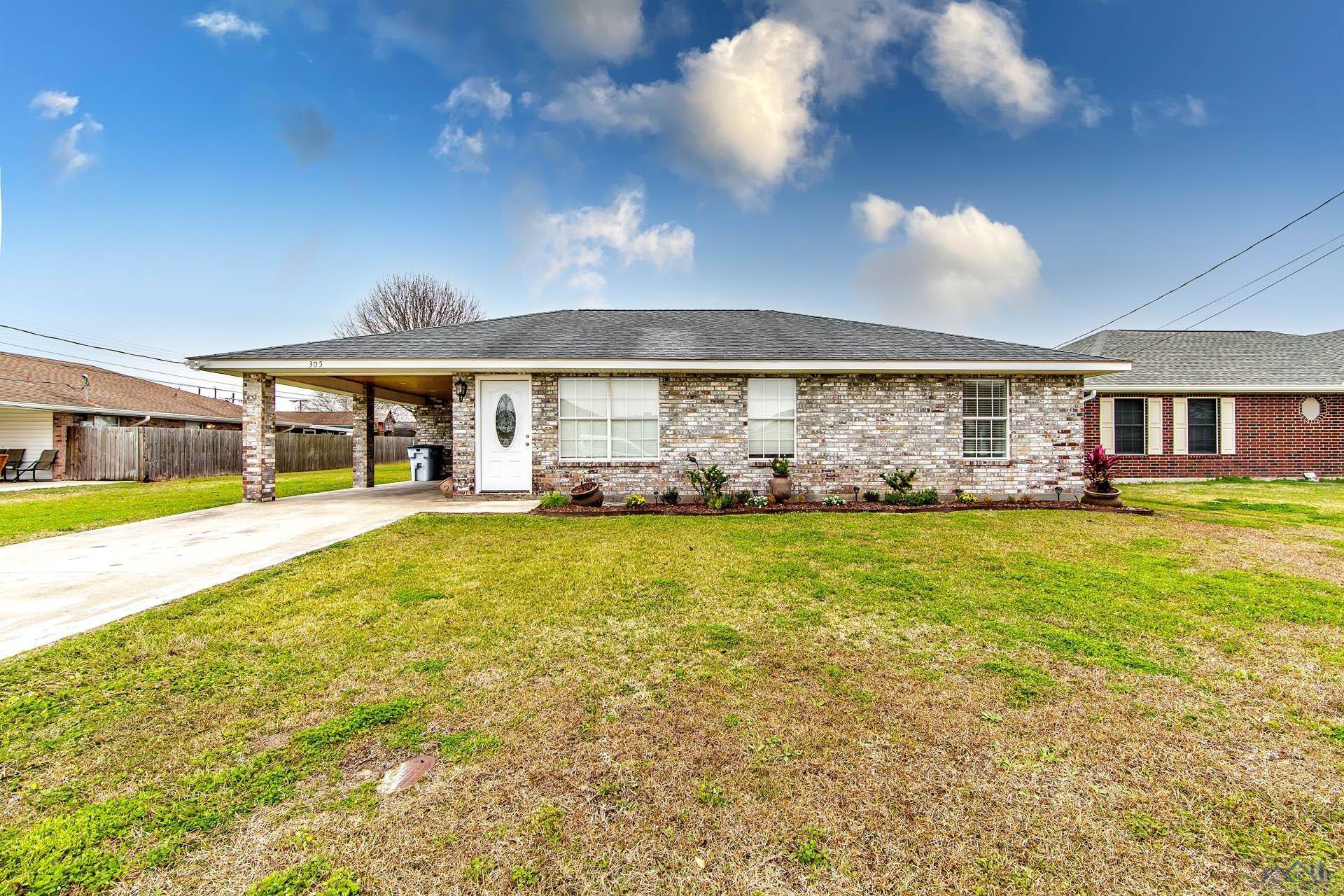 Patterson, LA 70392,305 Camille Dr