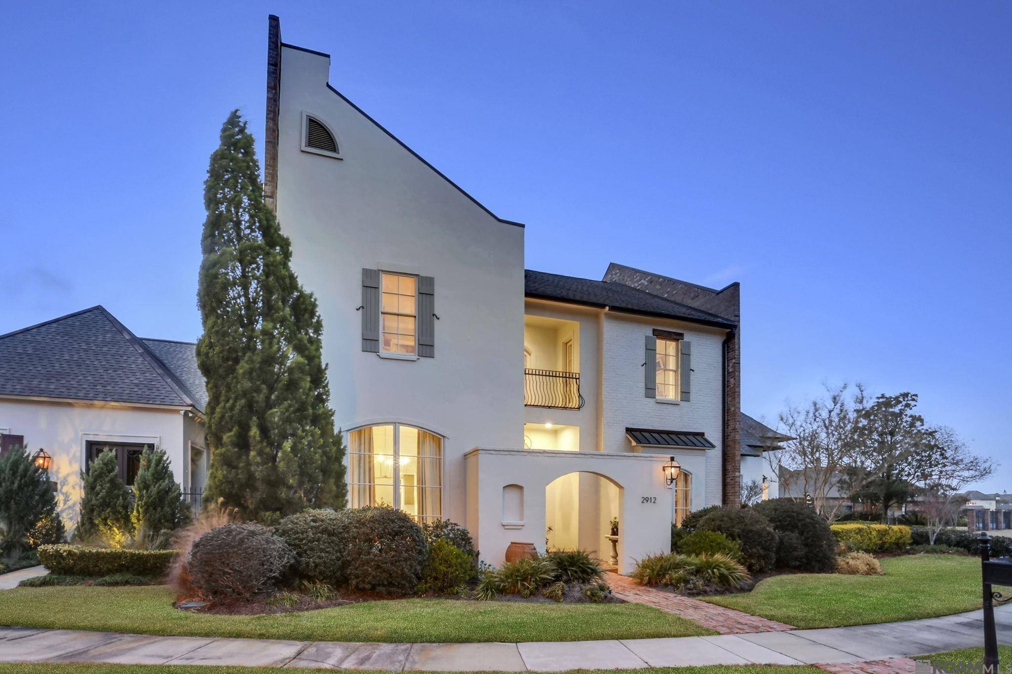 Baton Rouge, LA 70809,2912 Bocage Lake Ct