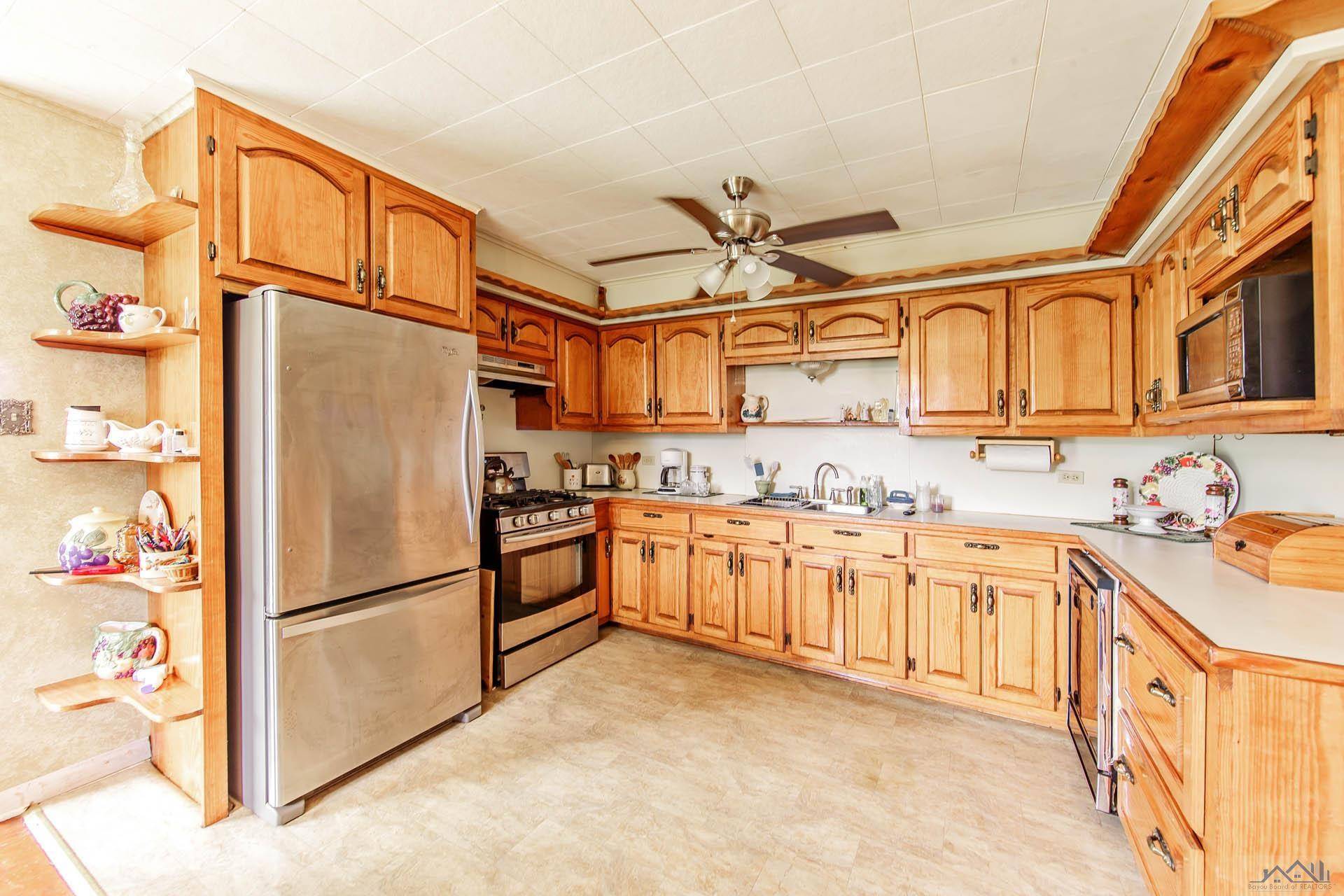 Theriot, LA 70397,1671 Bayou Dularge Rd