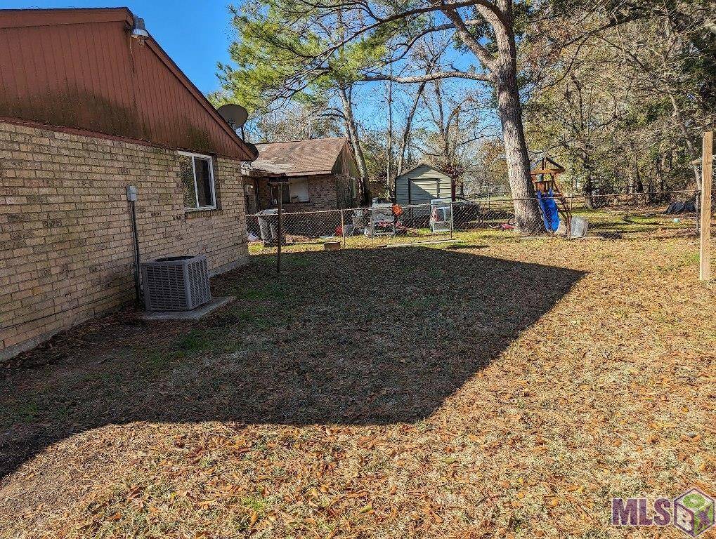 Baton Rouge, LA 70807,2461 Lark St