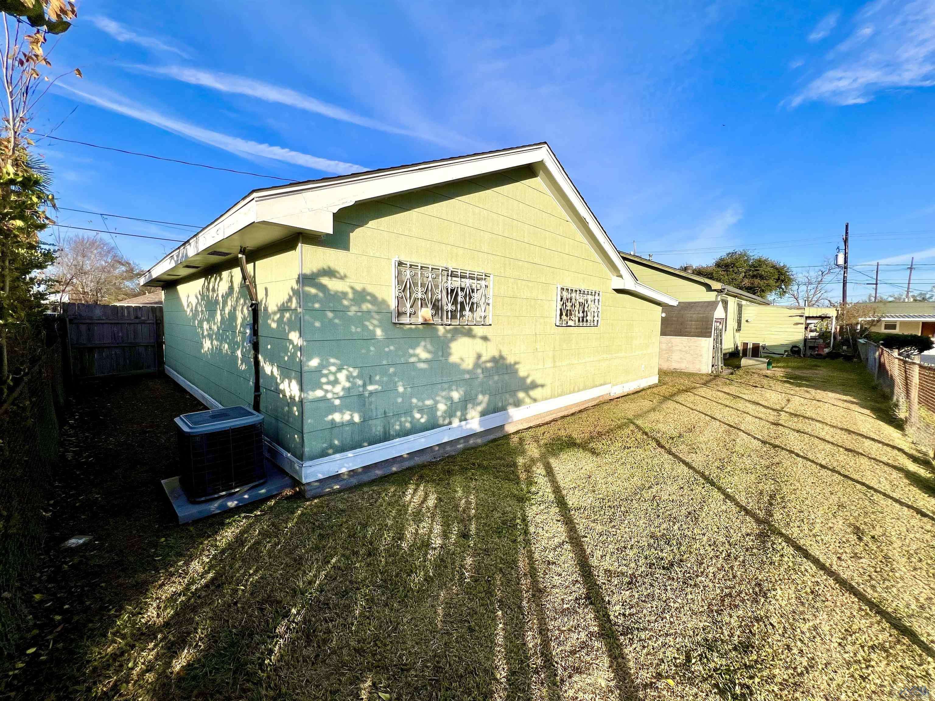 Houma, LA 70360,1118 Short St