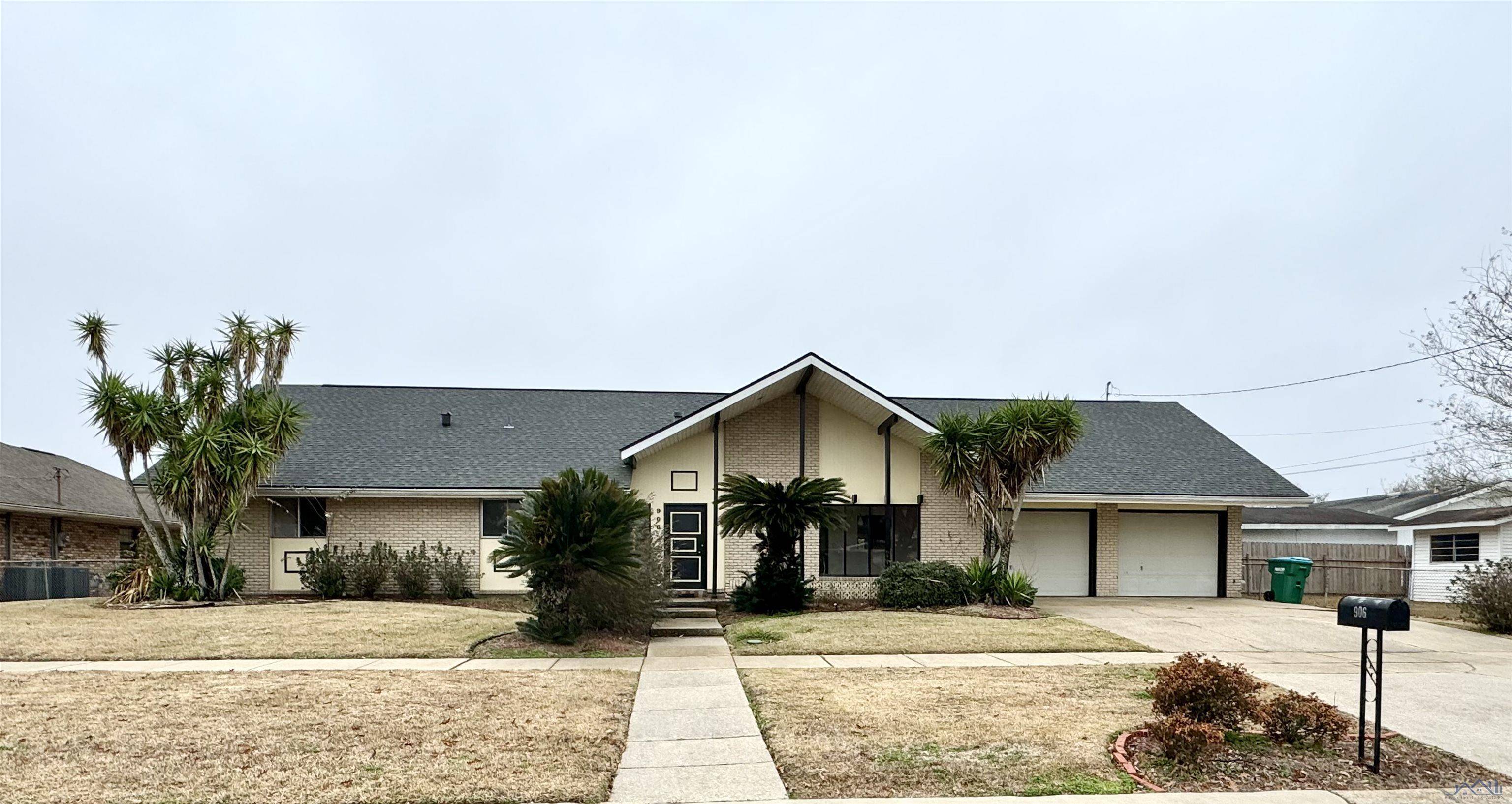 Morgan City, LA 70380,906 Hilda St