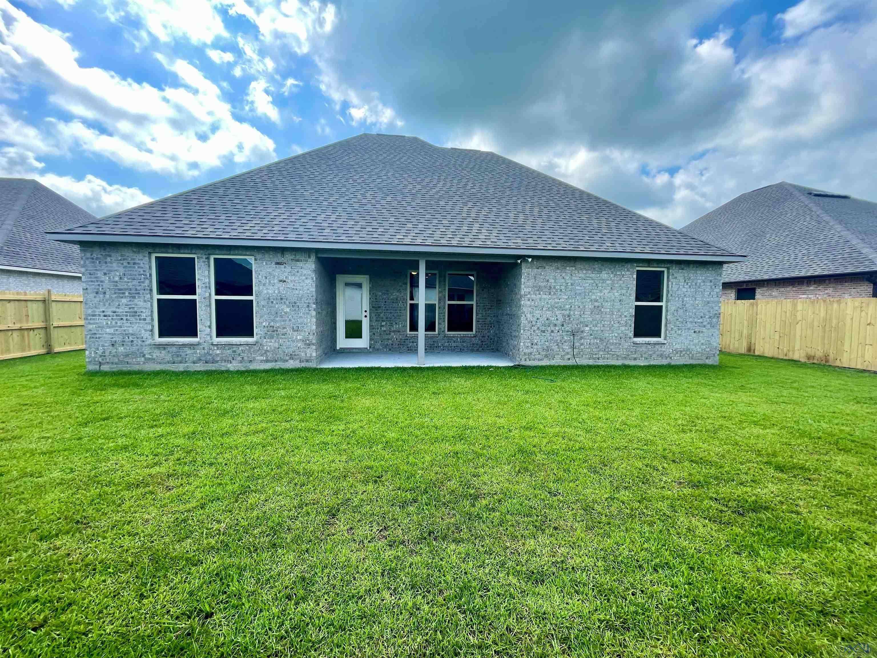 Houma, LA 70364,355 Taylor James Way