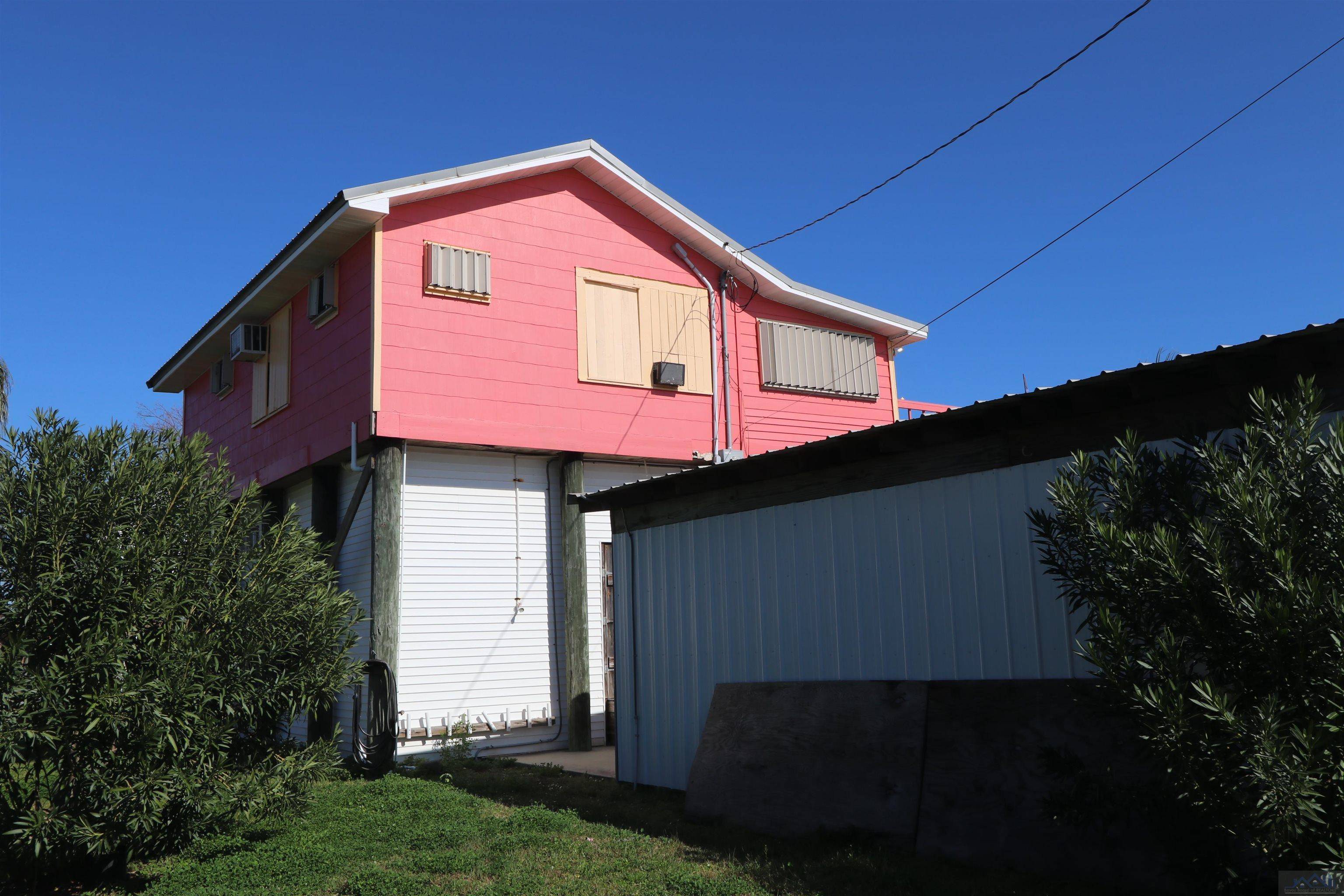 Grand Isle, LA 70358,132 Orange