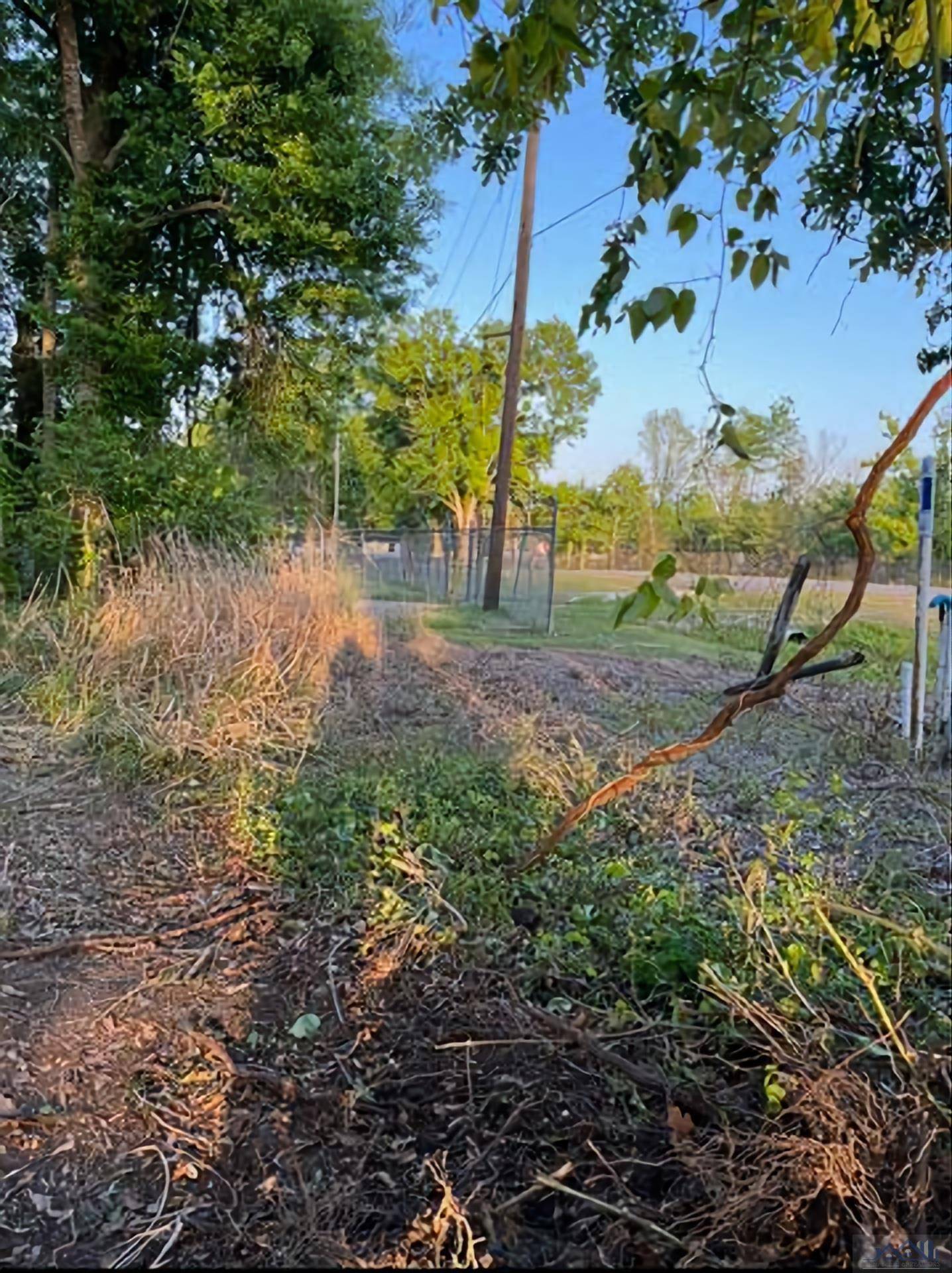 Gray, LA 70359,0 Hwy 90 Service Rd