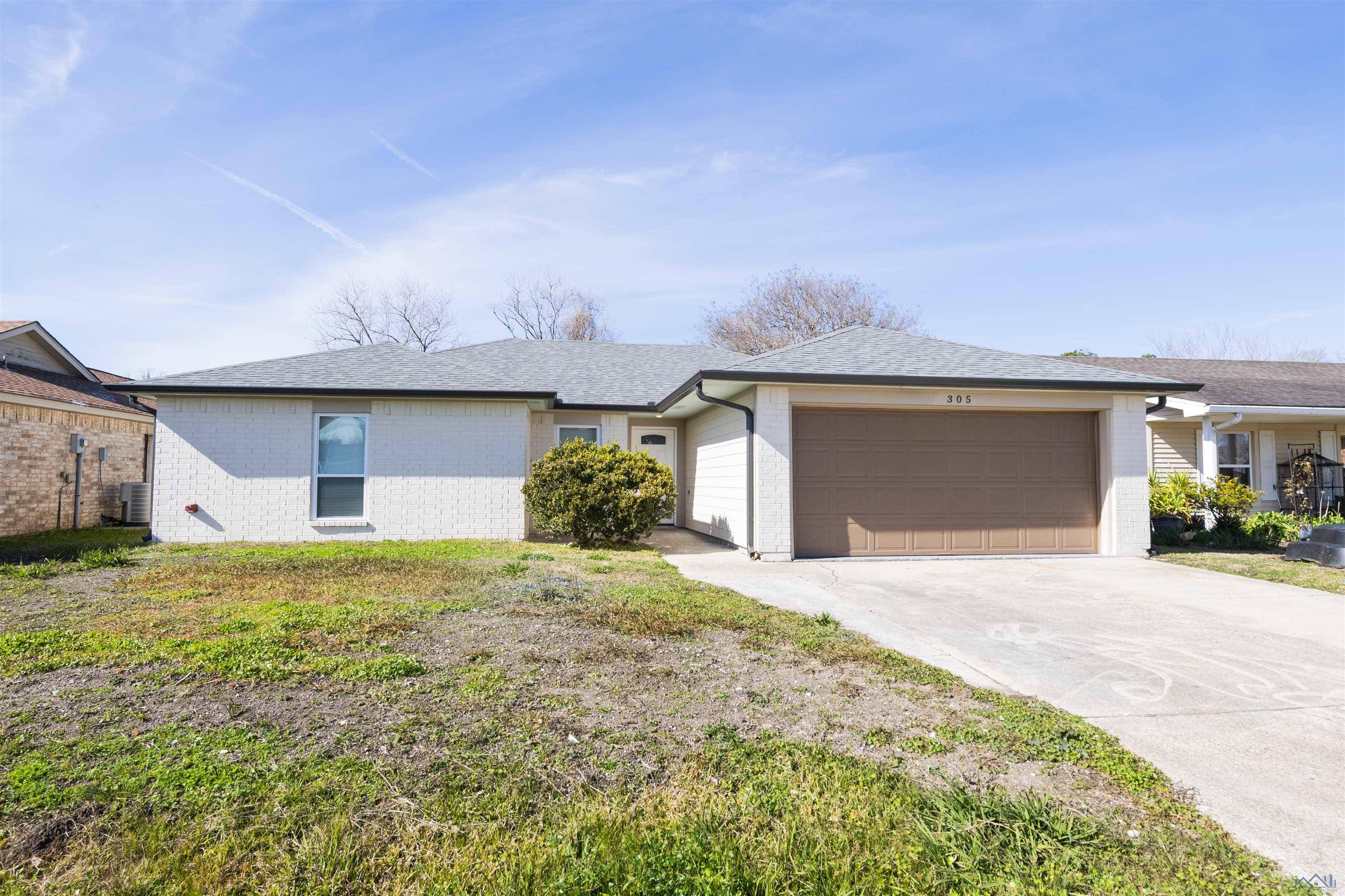 Houma, LA 70360,305 Cypress Village Dr