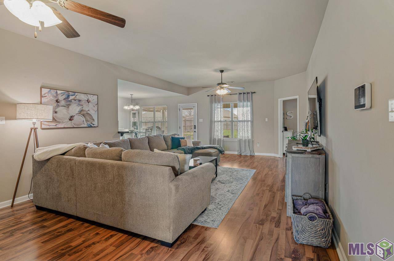 Gonzales, LA 70737,38318 Caneel Bay Ct