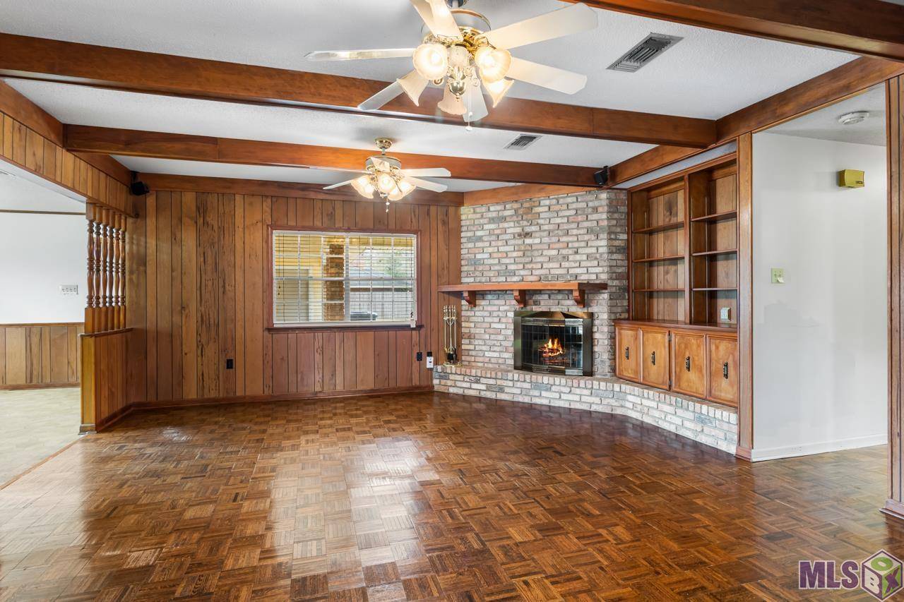 Baton Rouge, LA 70818,12348 Sullivan Rd