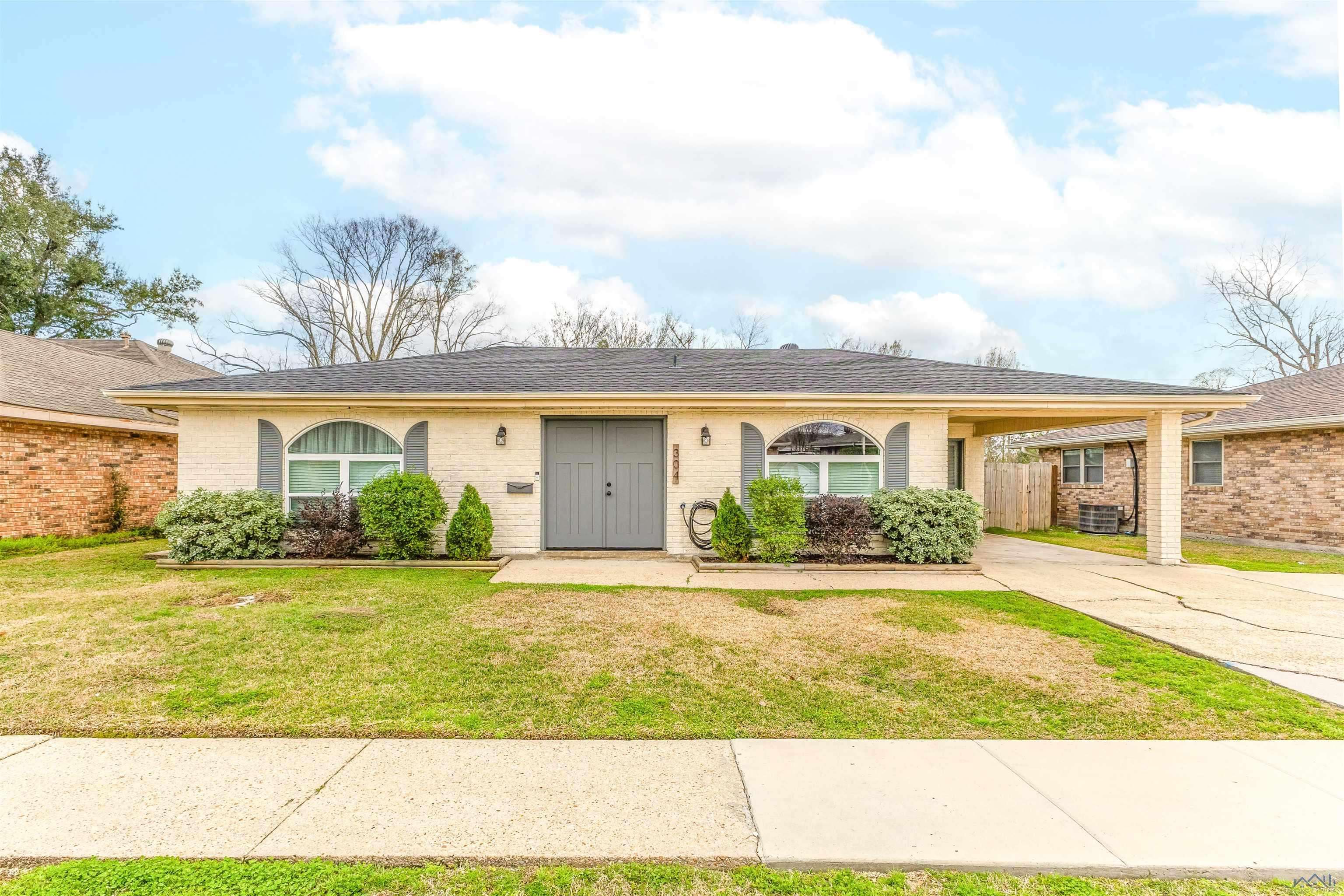 Houma, LA 70364,304 Richard Dr