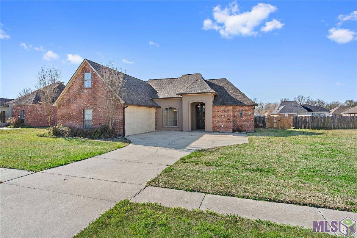 Addis, LA 70710,3257 Rivers Edge Dr