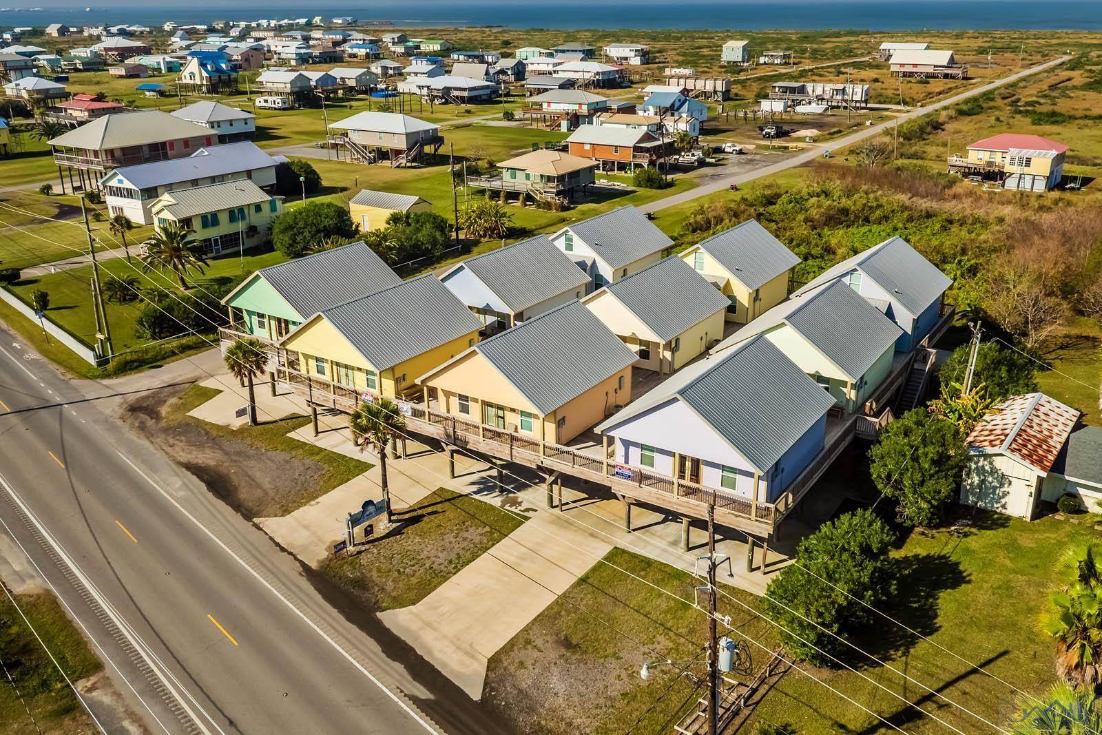 Grand Isle, LA 70358,2685 Highway 1 ##F