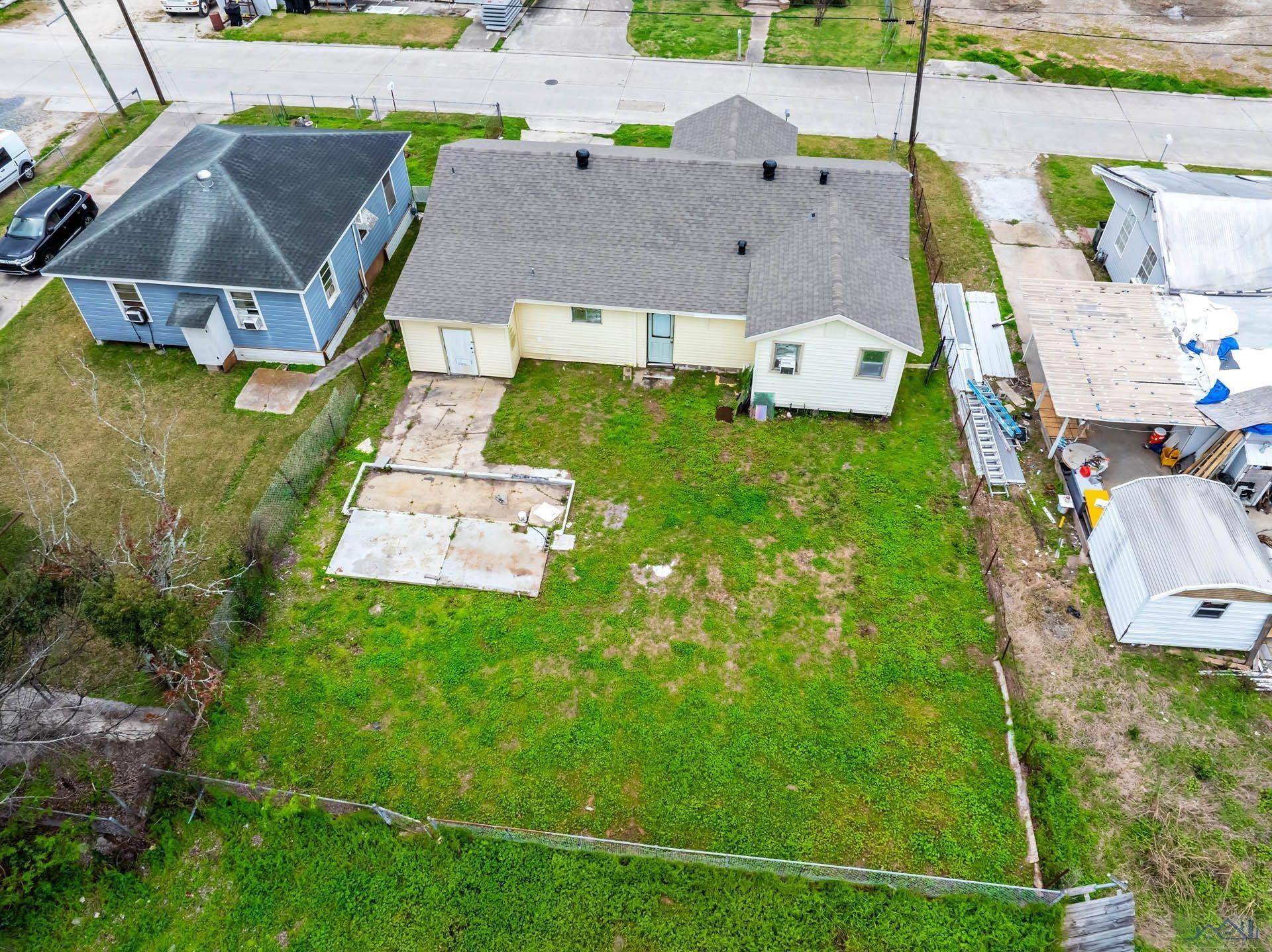 Houma, LA 70363,111 Roselawn Ave