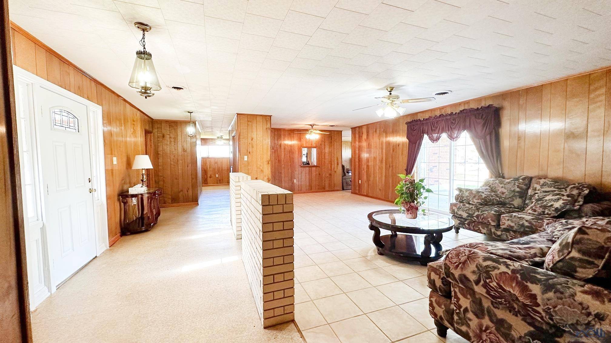 Schriever, LA 70395,305 Back Project Road