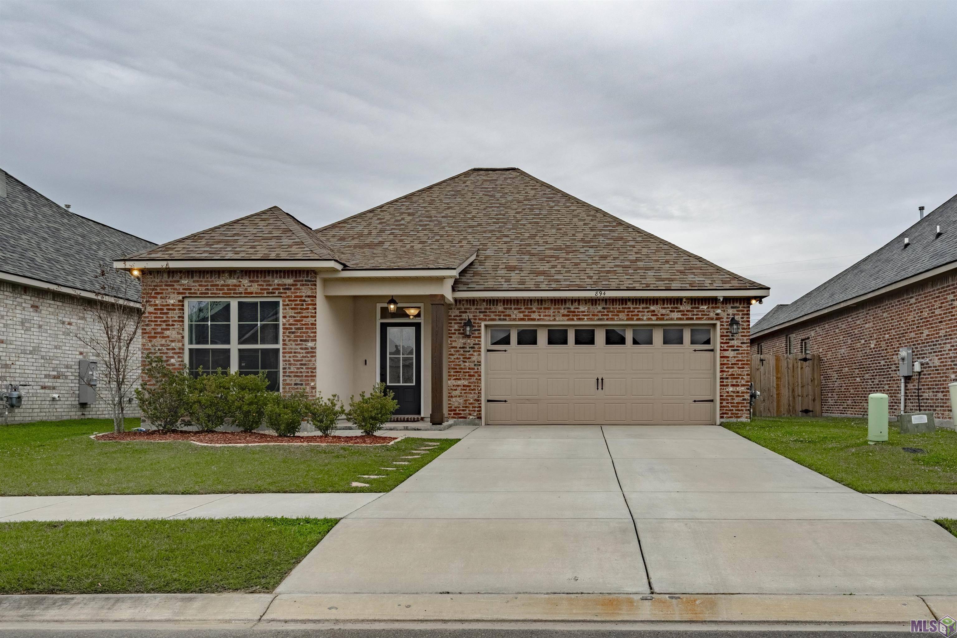 Gonzales, LA 70737,894 Elliston Dr