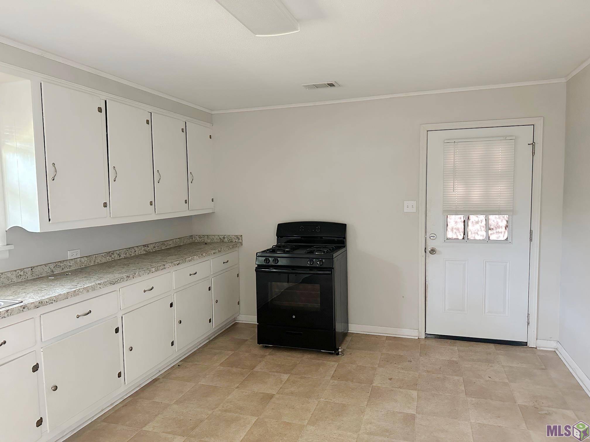 Belle Rose, LA 70341,6422 La Hwy 1