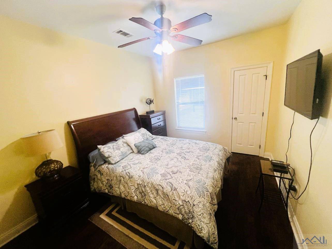 Grand Isle, LA 70358,2685 Highway 1 ##G