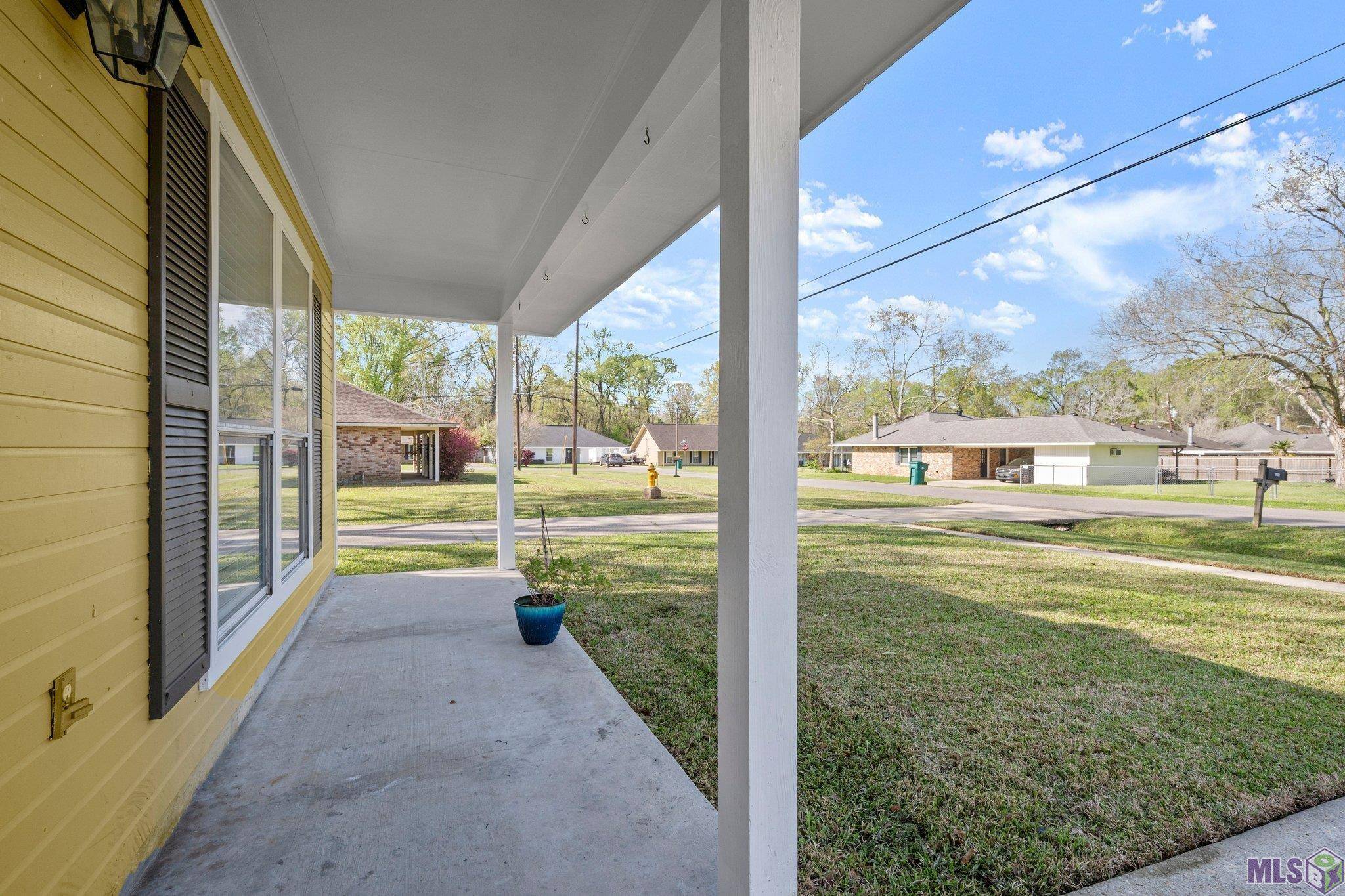 Zachary, LA 70791,3236 Cedar