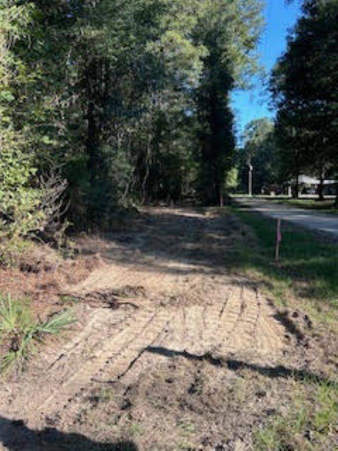 Greenwell Springs, LA 70739,J L Fairchild Rd