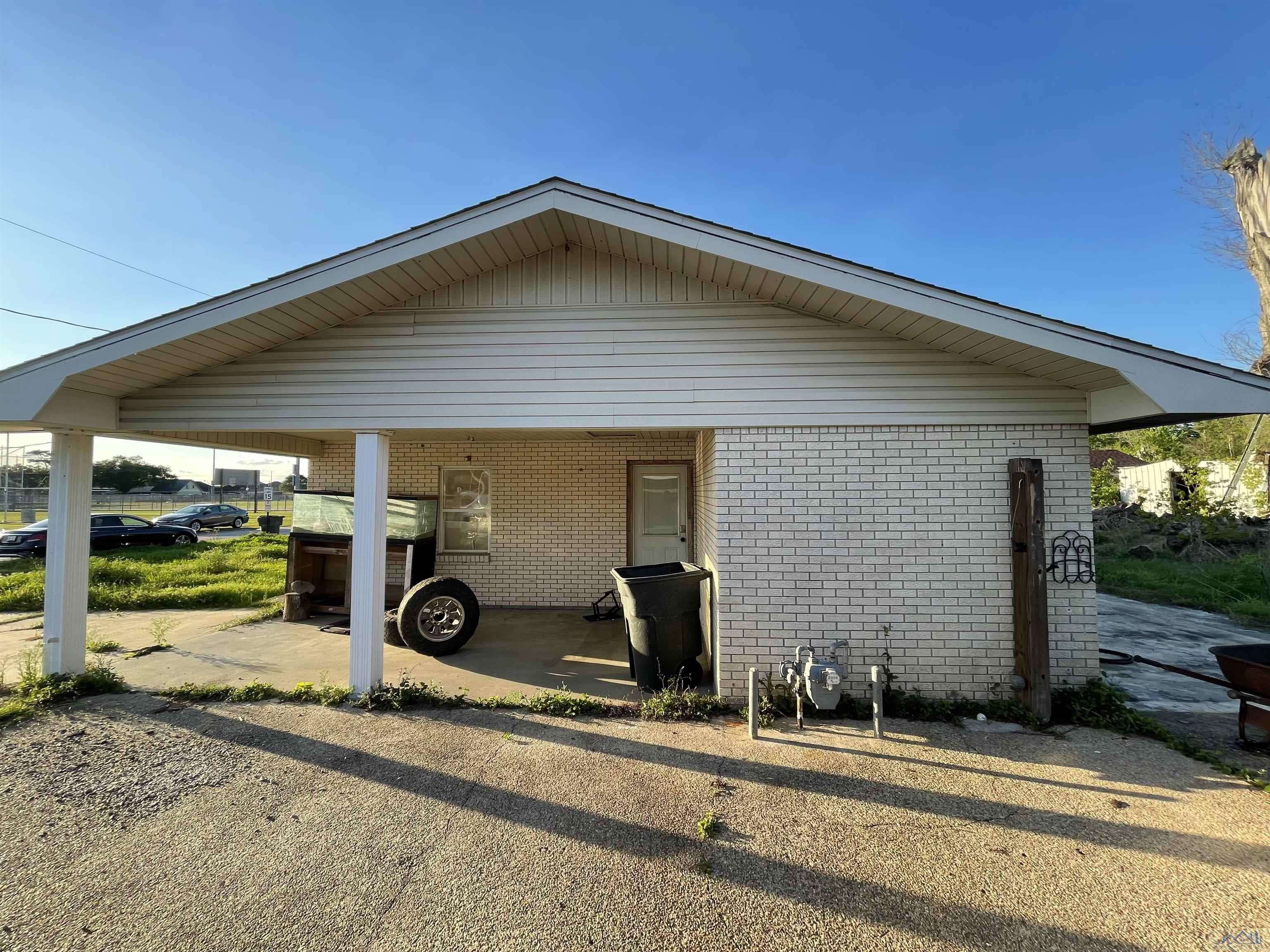 Houma, LA 70364,2702 K St